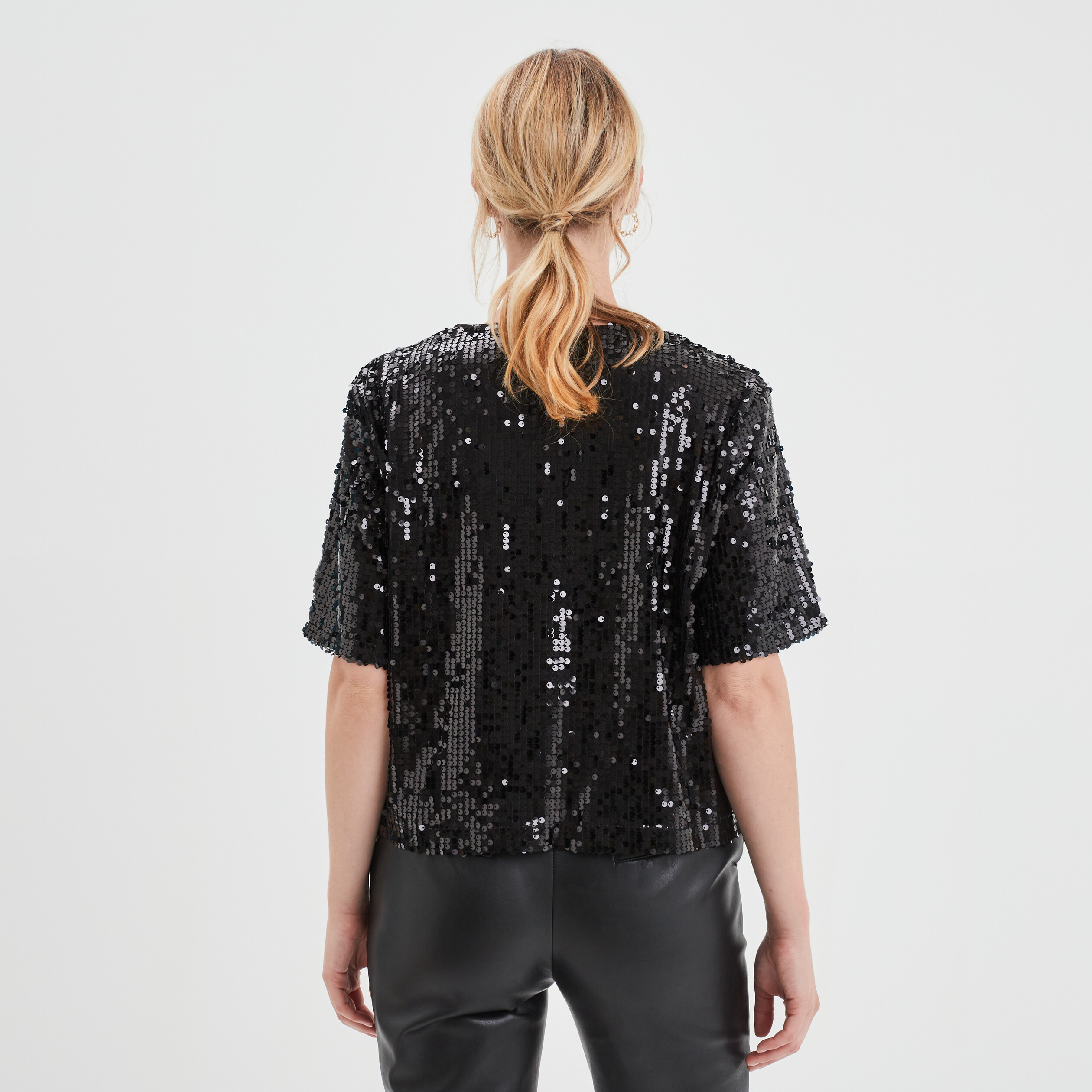 T-shirt à sequins manches courtes droit noir femme