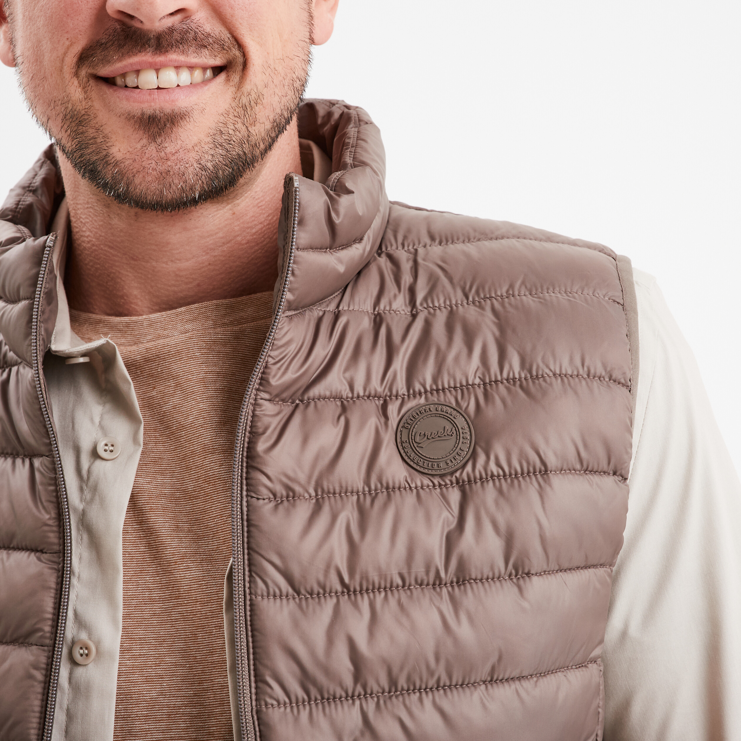 Doudoune sans manches l&eacute;g&egrave;re d&eacute;perlante taupe homme