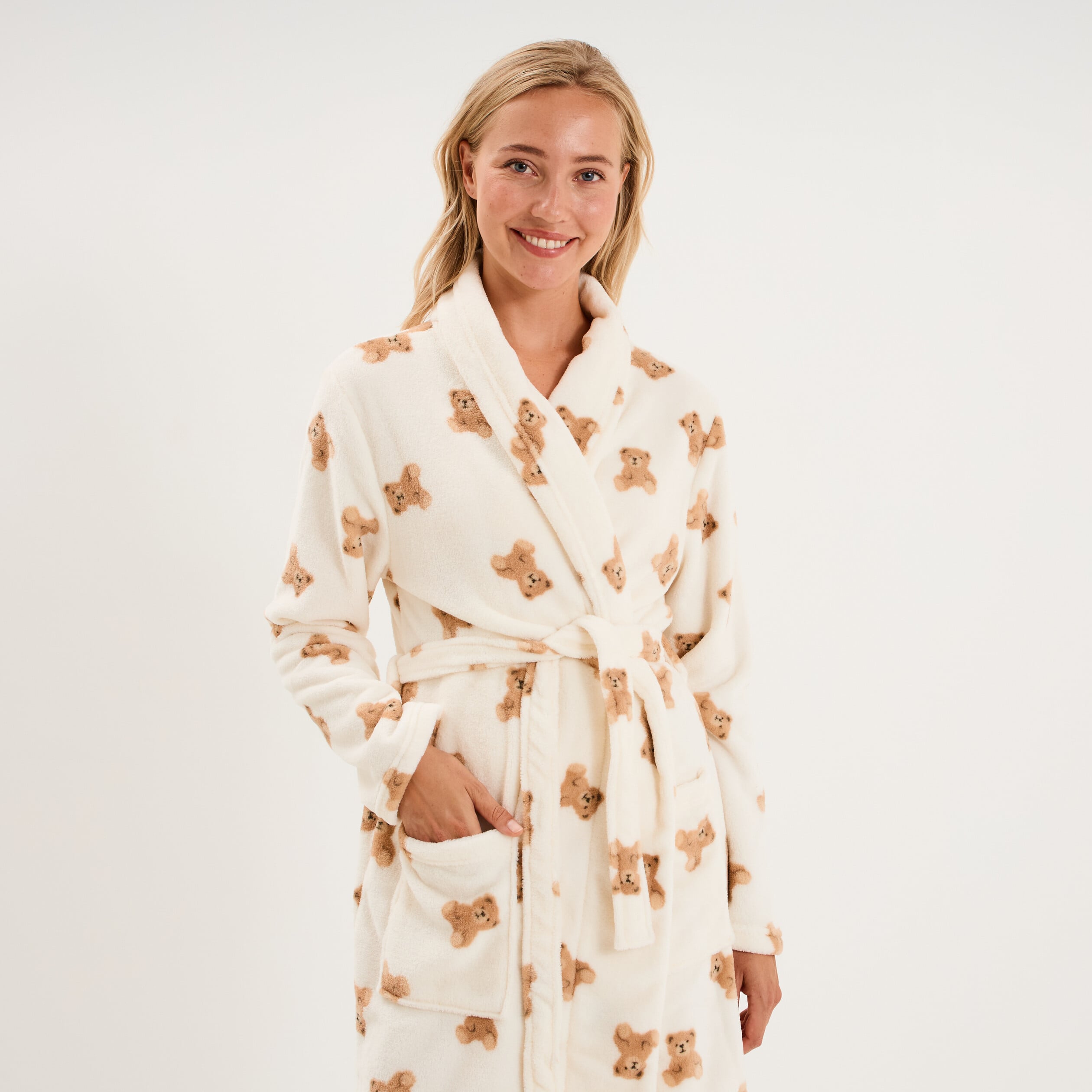 Peignoir court effet velours ceintur&eacute; ecru femme