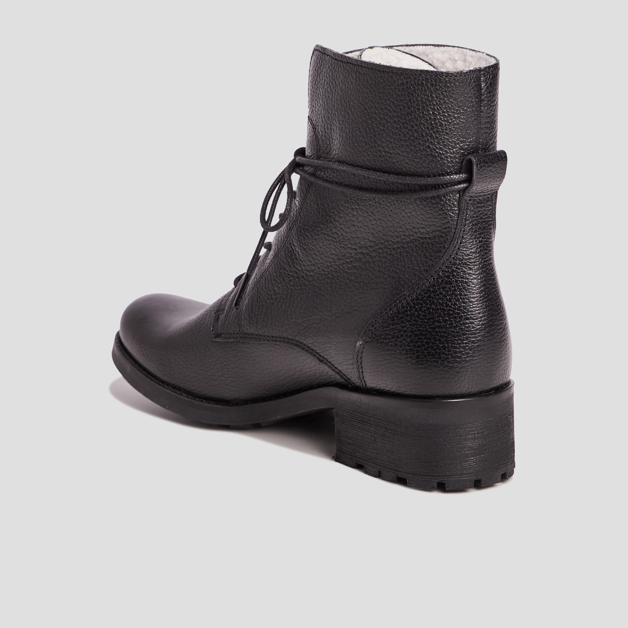 bottines a lacets en cuir fourrees noir femme Bottines à lacets en cuir fourrées noir femme