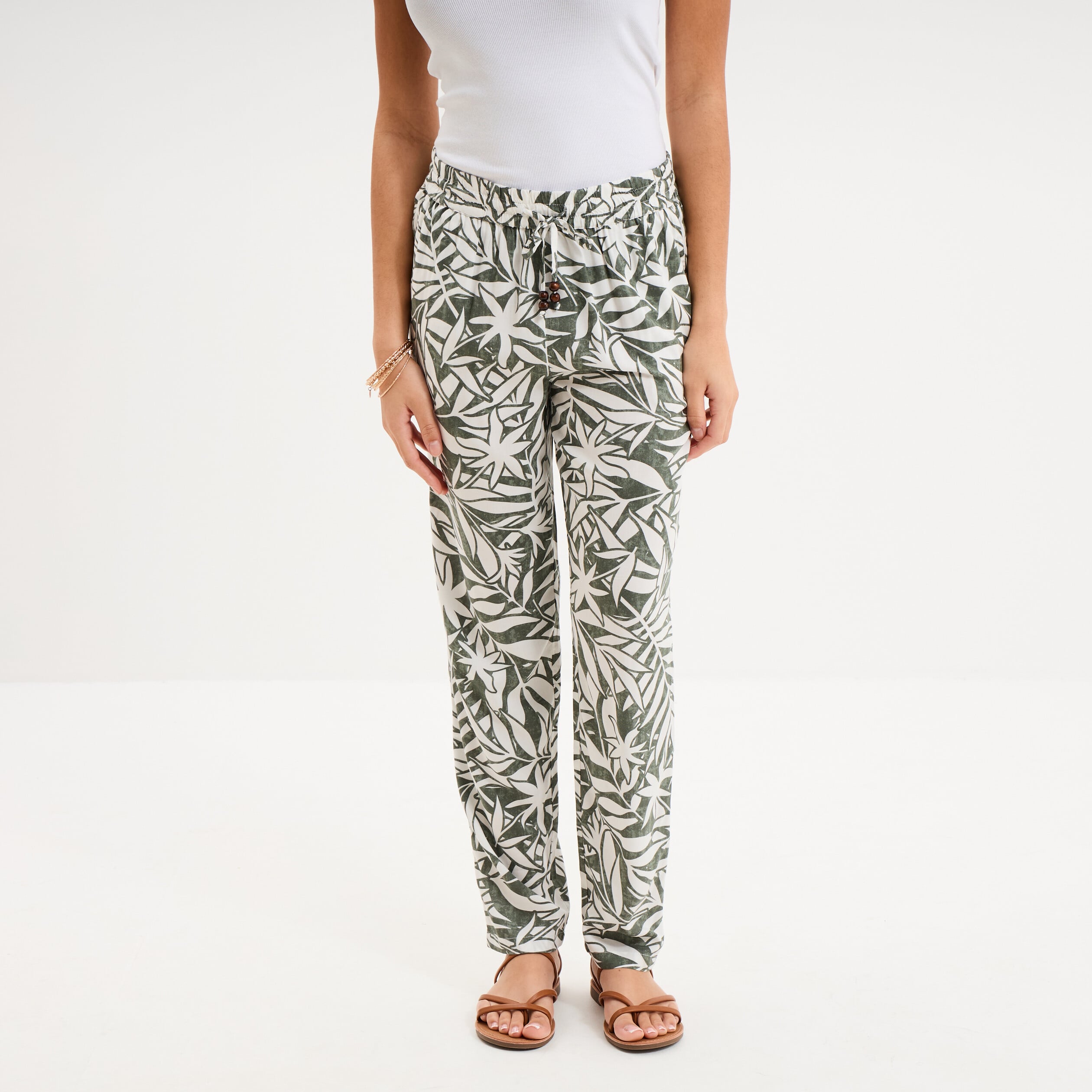 Pantalon cigarette fluide &agrave; ceinture vert kaki femme