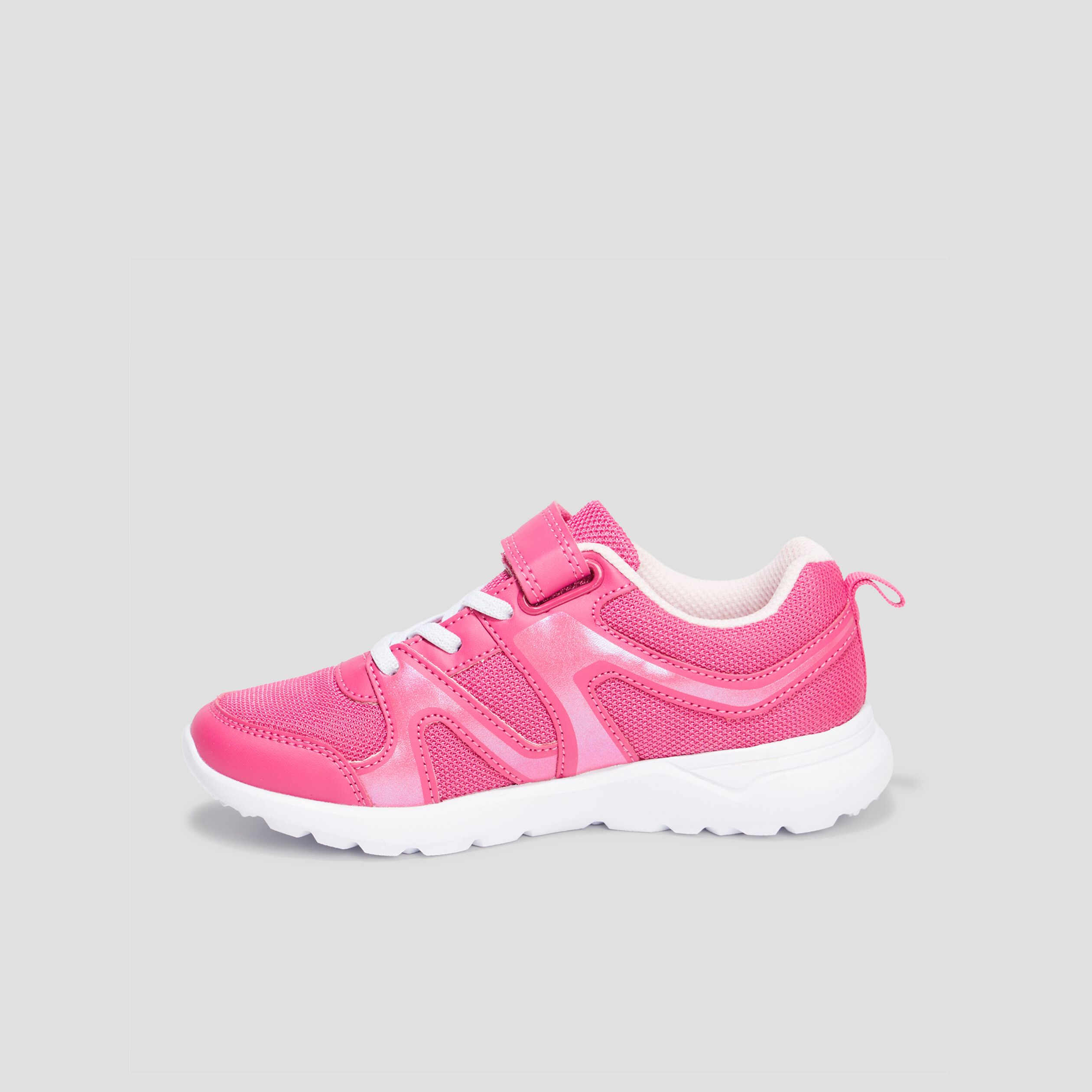 baskets running a scratchs rose fille Baskets running à scratchs rose fille