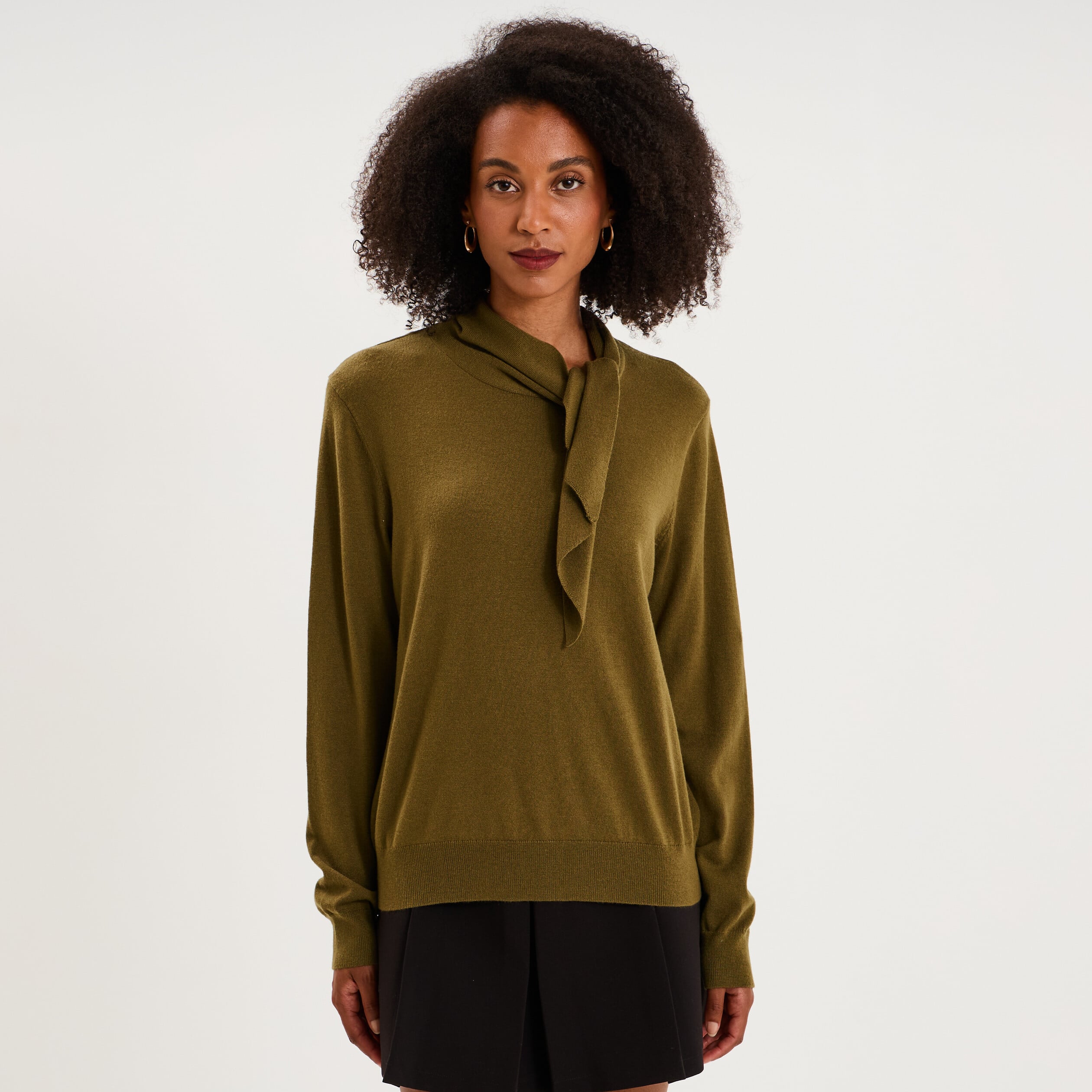 Pull fin col &eacute;charpe manches longues vert kaki femme