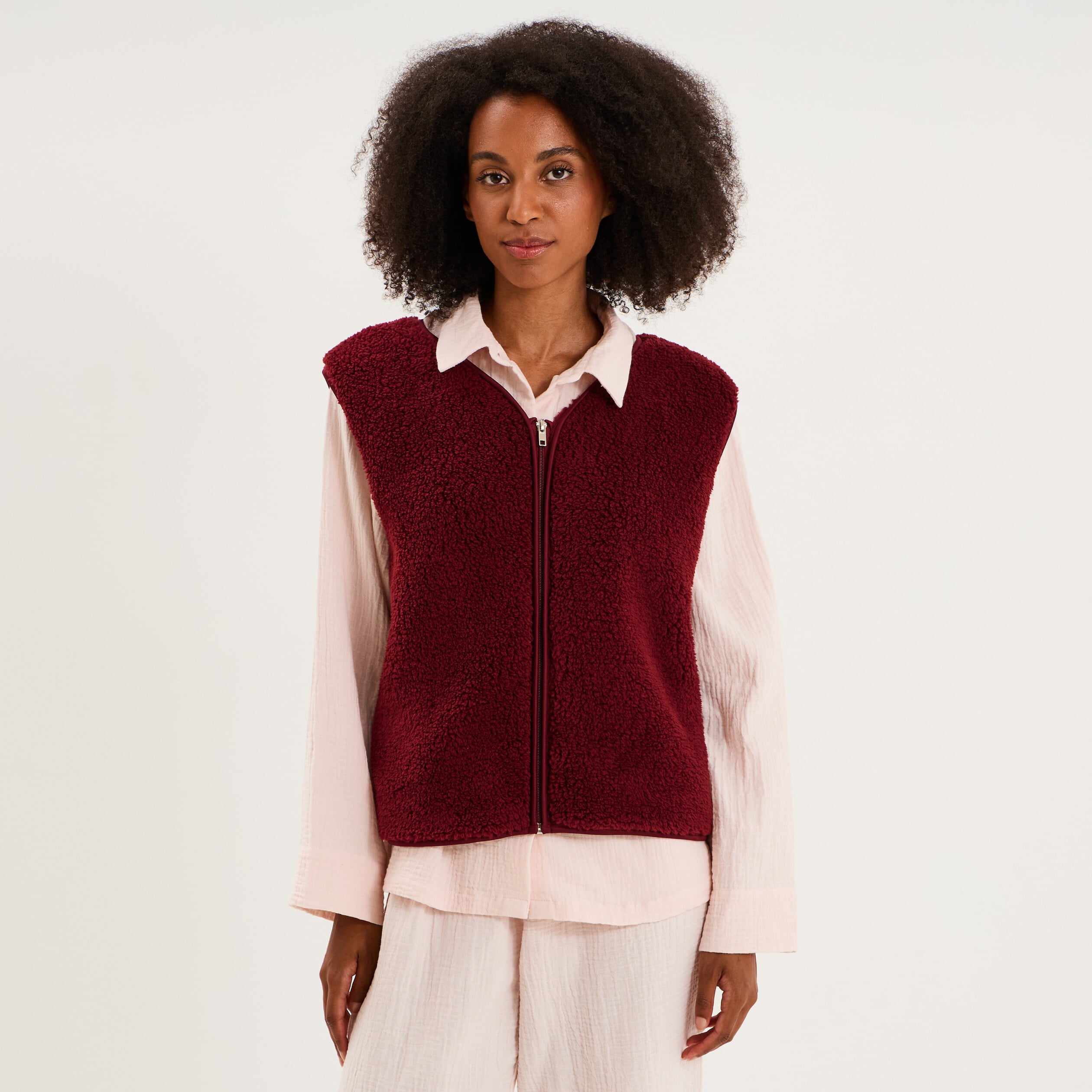 Gilet sans manches effet sherpa zipp&eacute; bordeaux femme