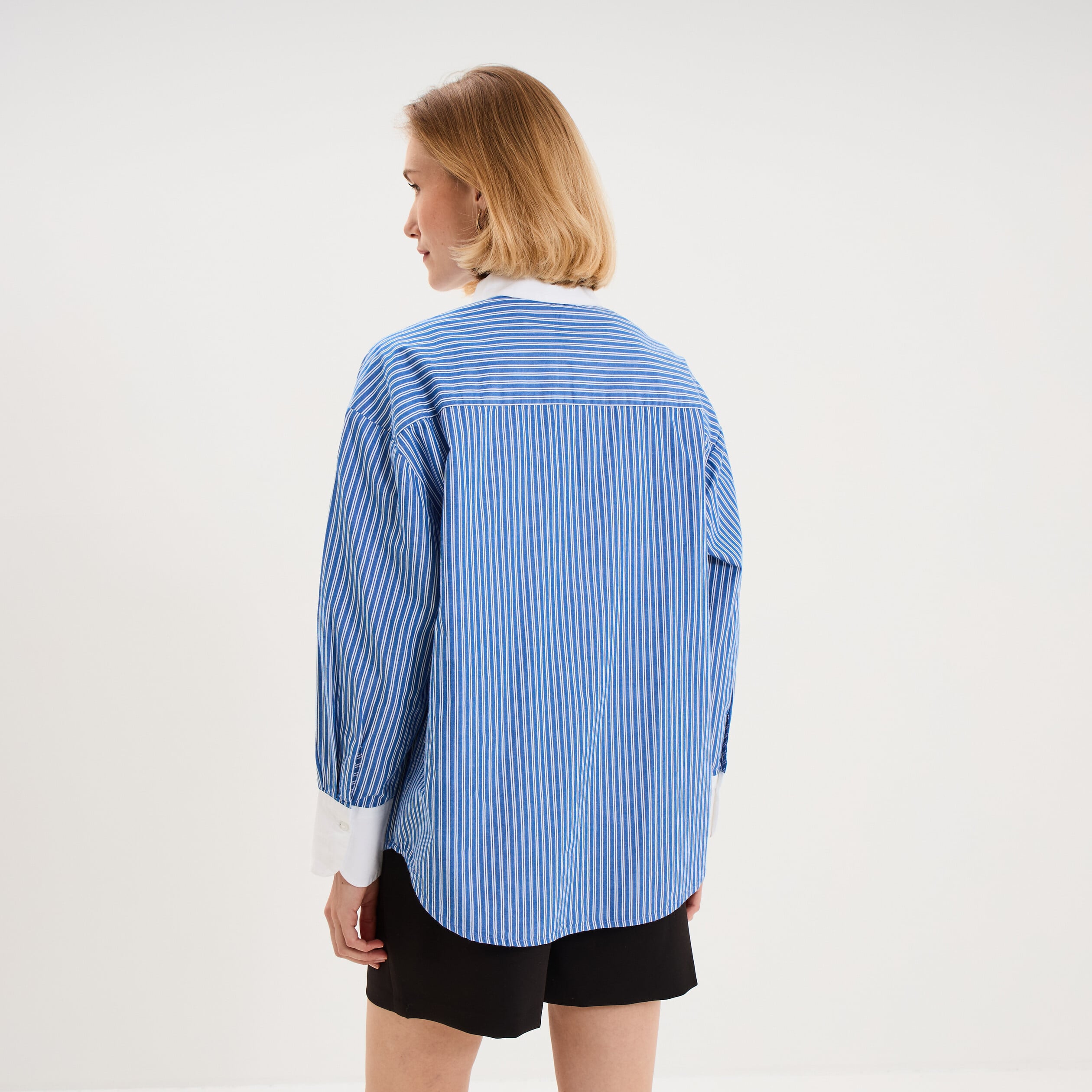 Chemise oversize col contrast&eacute; bleu femme