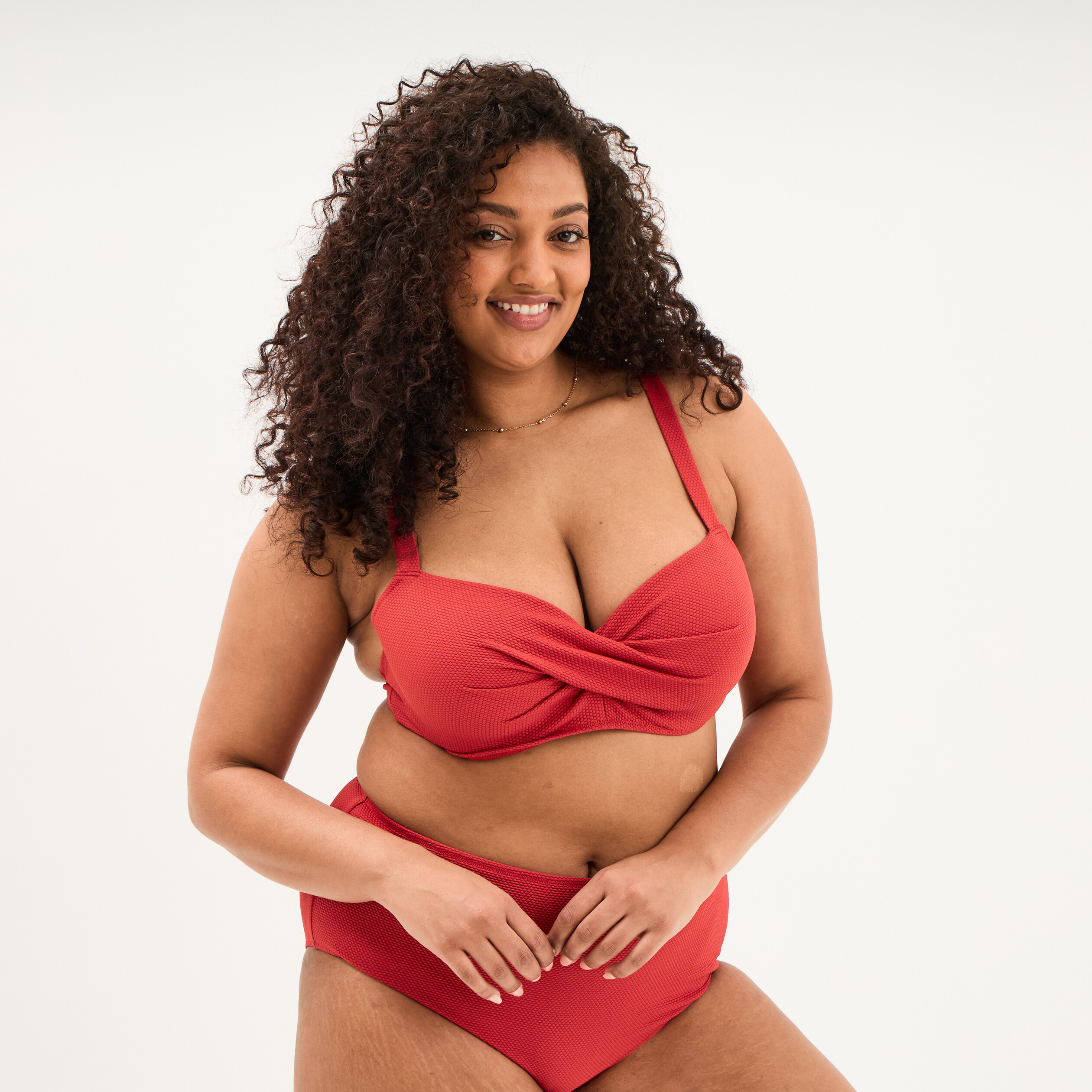 Haut de maillot de bain bandeau crois&eacute; rouge femme grande taille