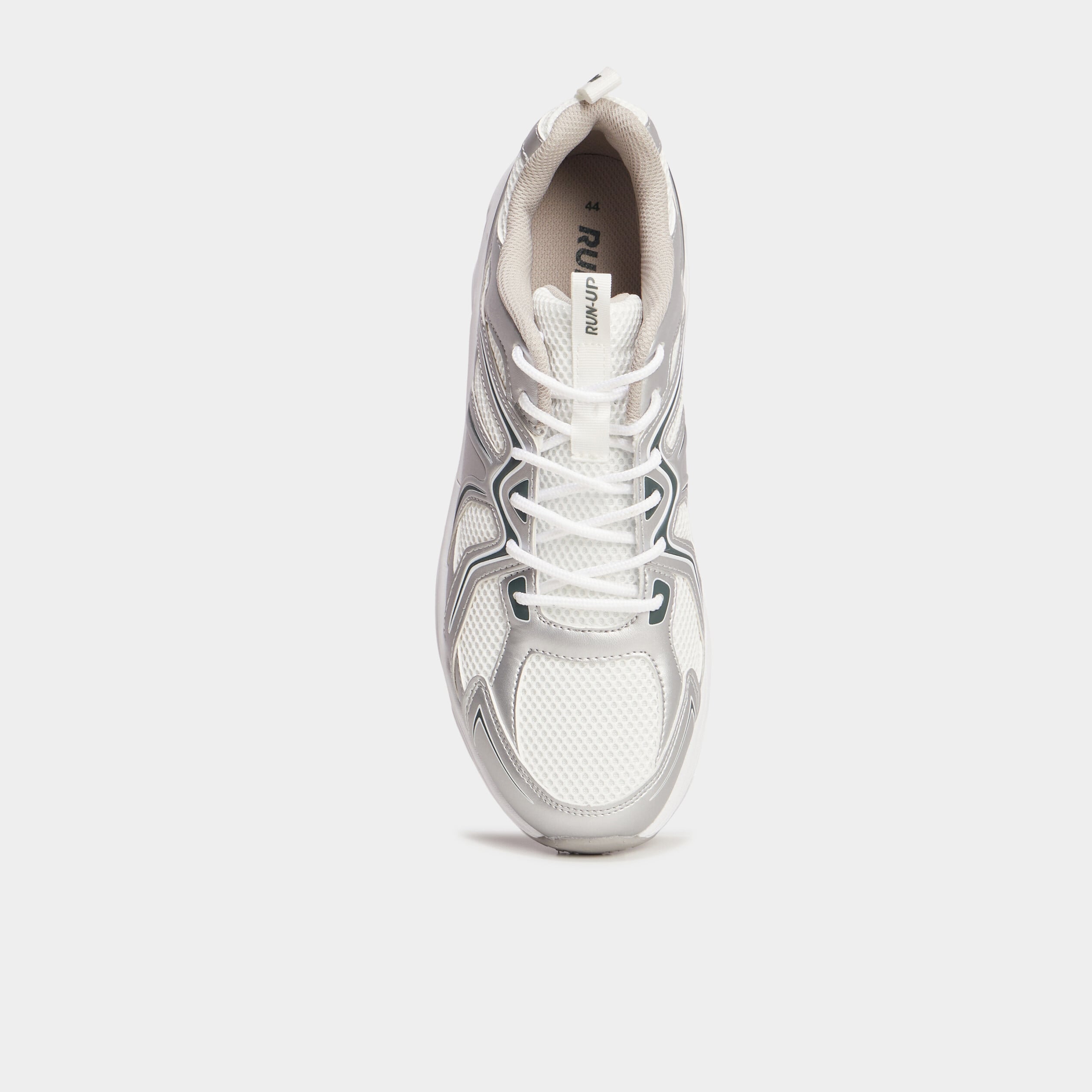 Baskets running &agrave; lacets gris argent homme