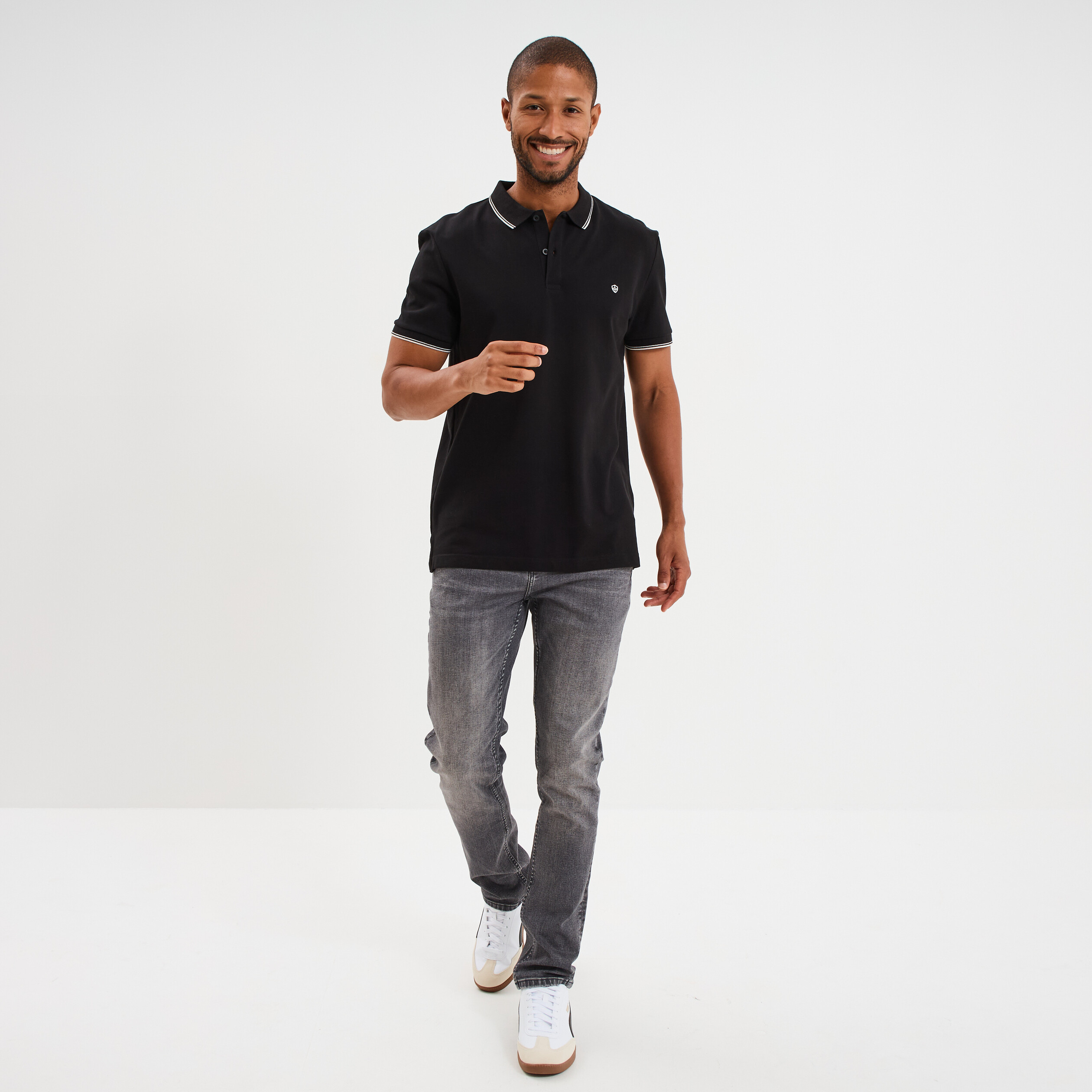 Polo manches courtes bords contrastés noir homme