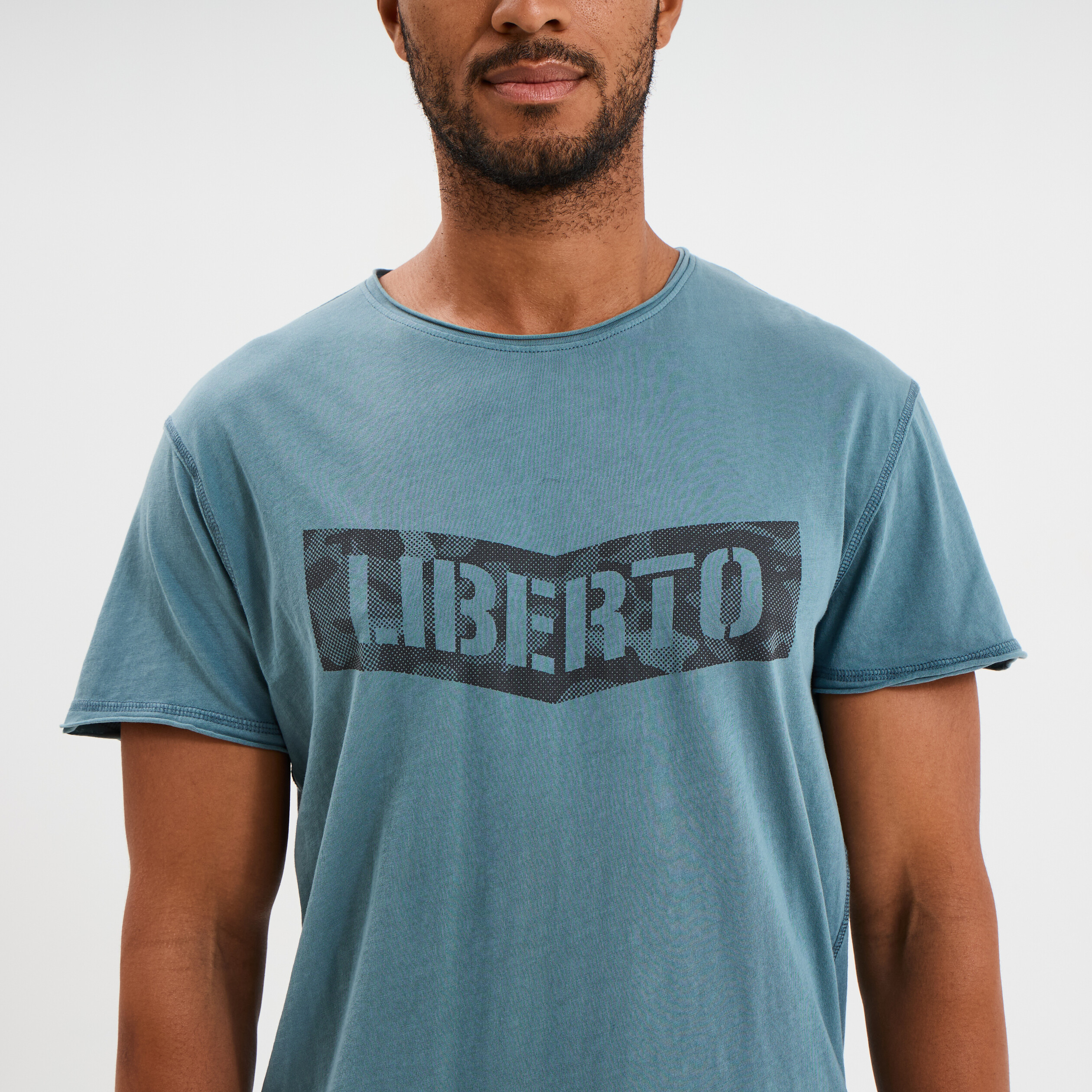 T-shirt manches courtes coton d&eacute;lav&eacute; bleu gris homme