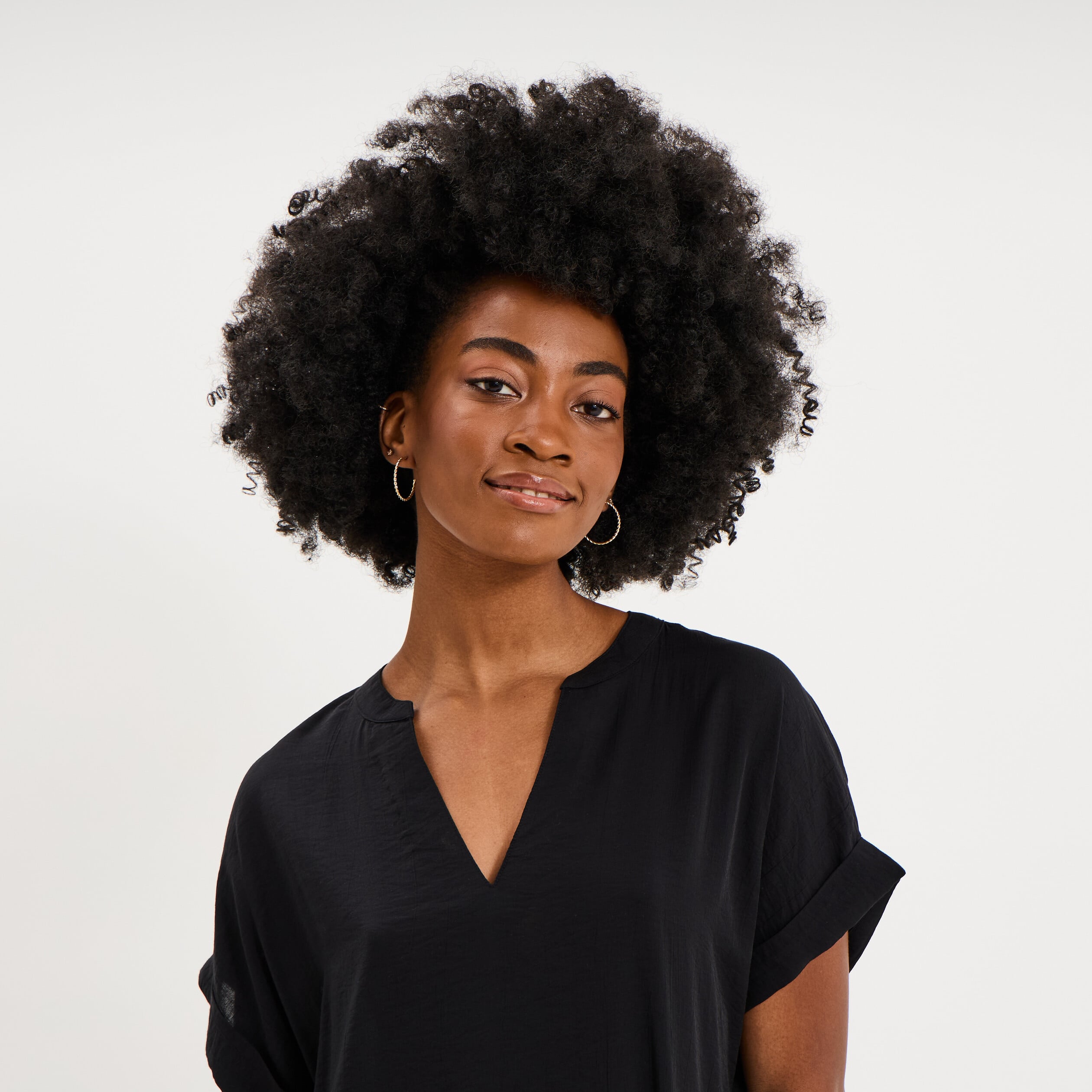 Robe courte fluide bas volants noir femme