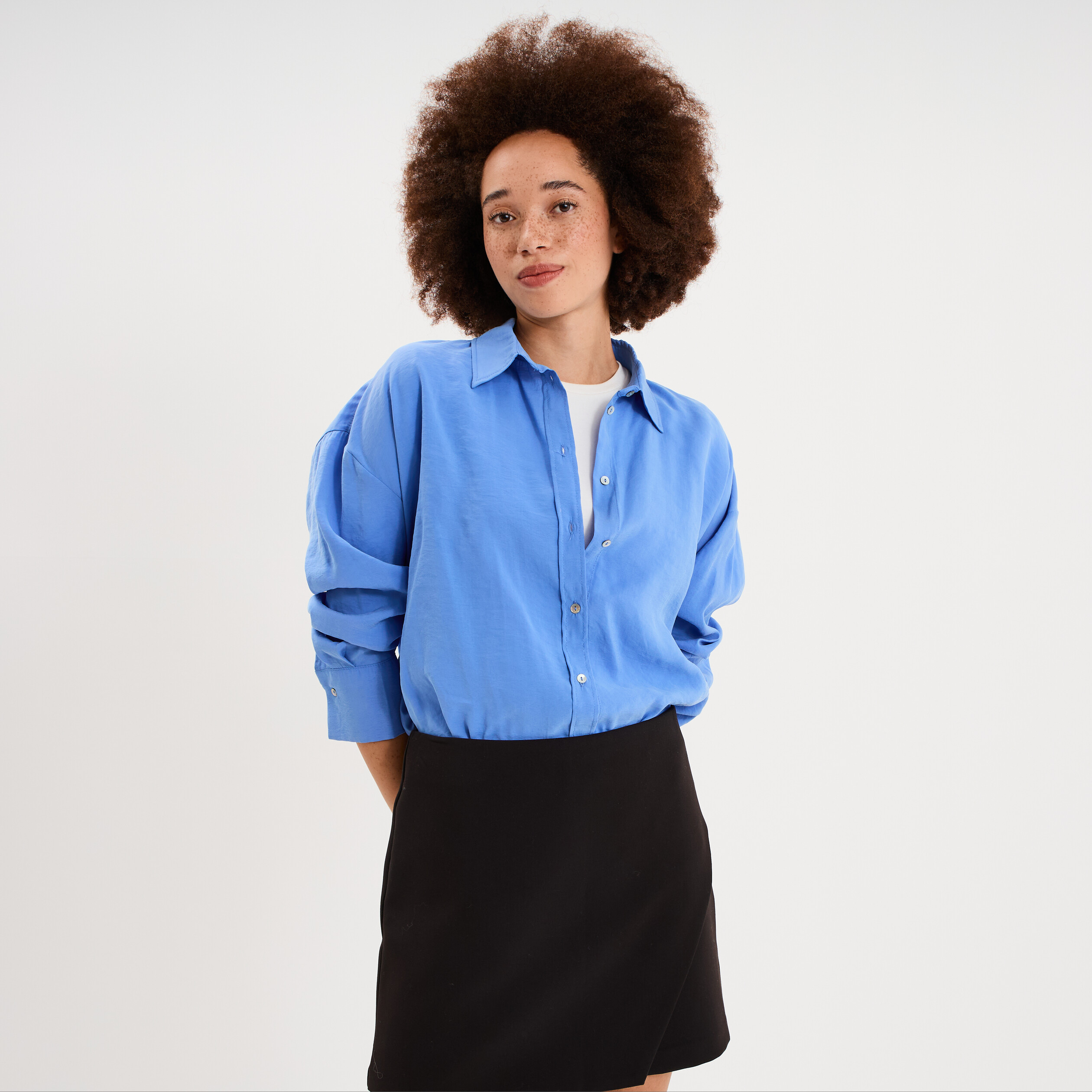 Chemise fluide manches longues oversize bleu electrique femme