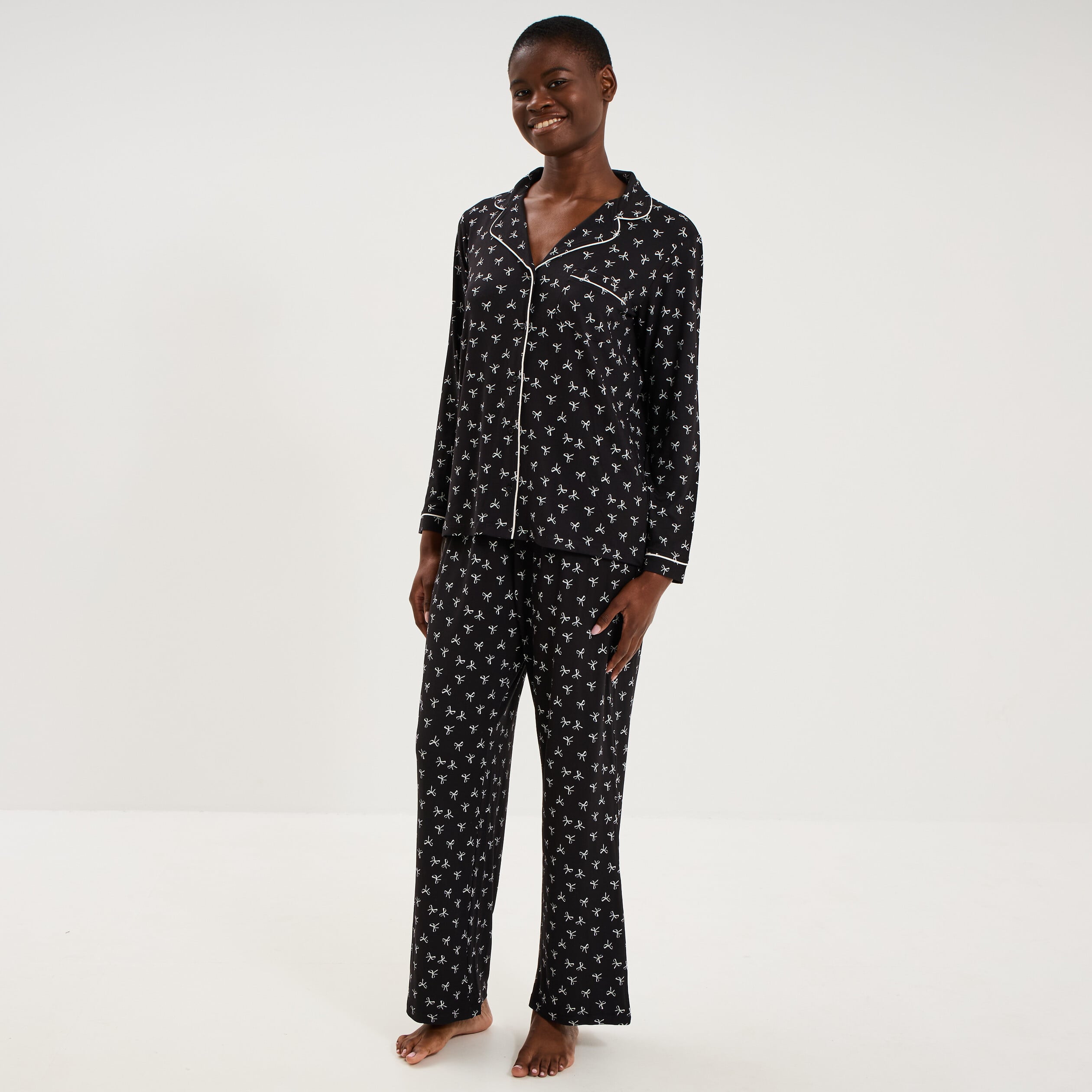 Ensemble pyjama chemise et pantalon noir femme