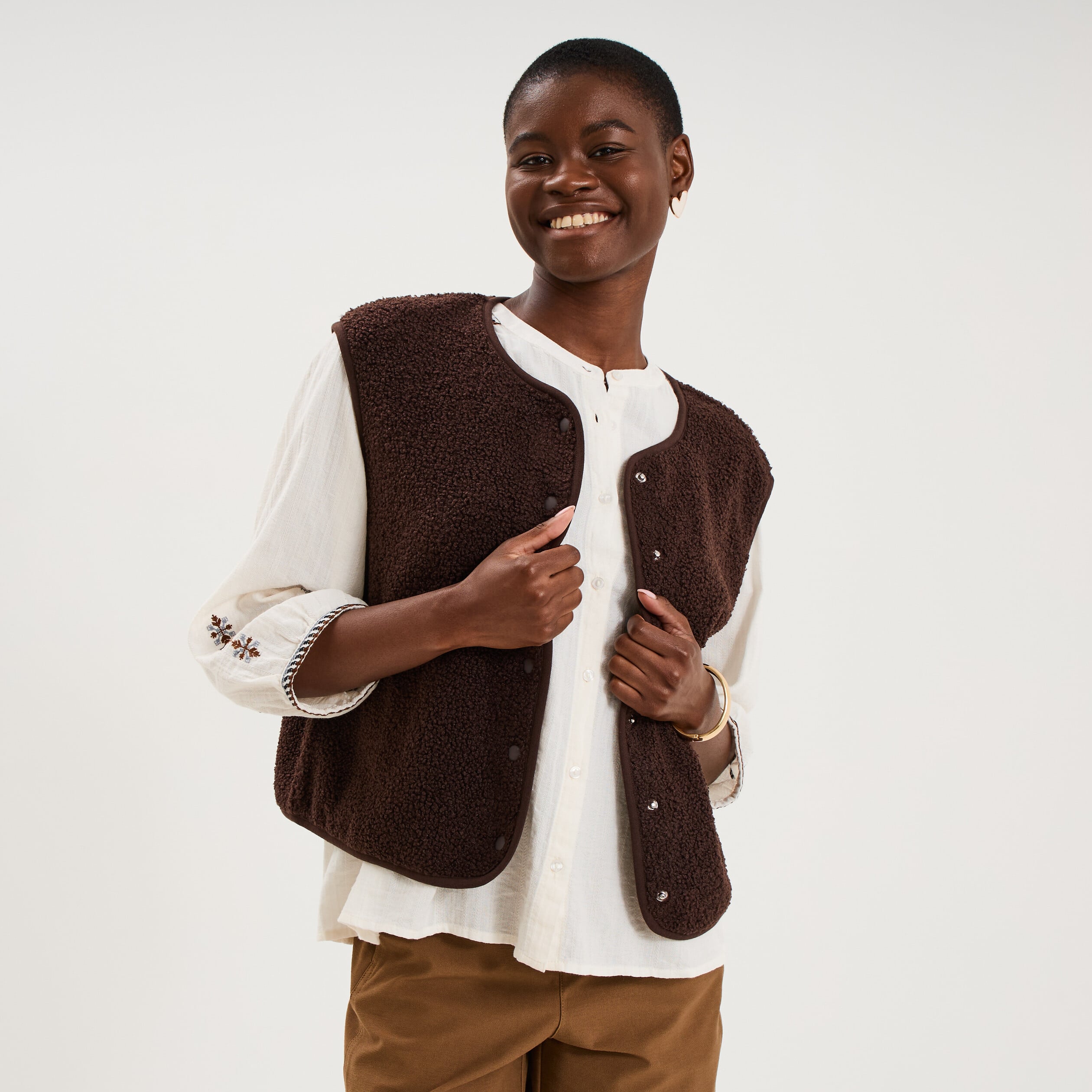 Veste sans manches effet polaire marron fonc&eacute; femme
