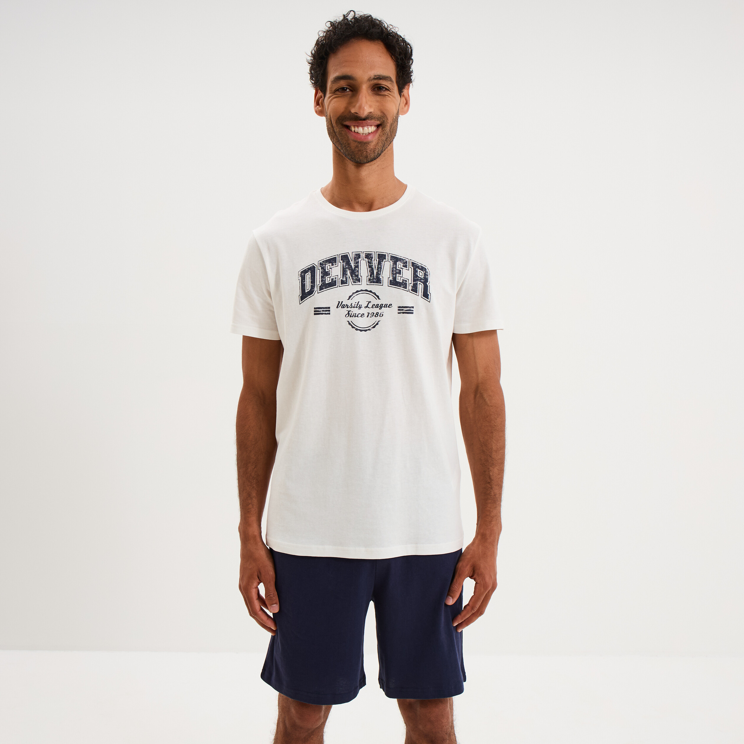 Ensemble pyjama t-shirt et short blanc homme