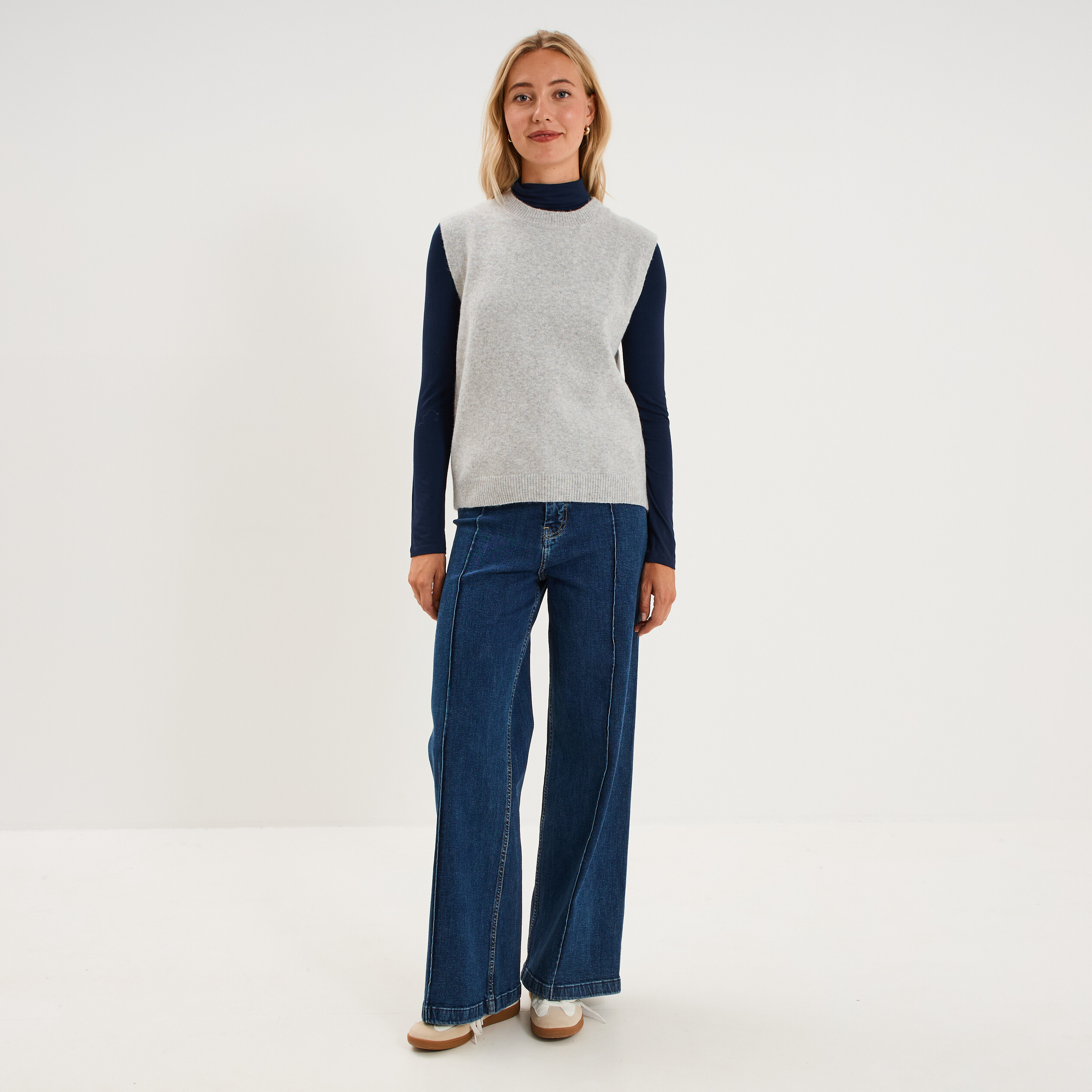 Pull sans manches col rond gris clair femme