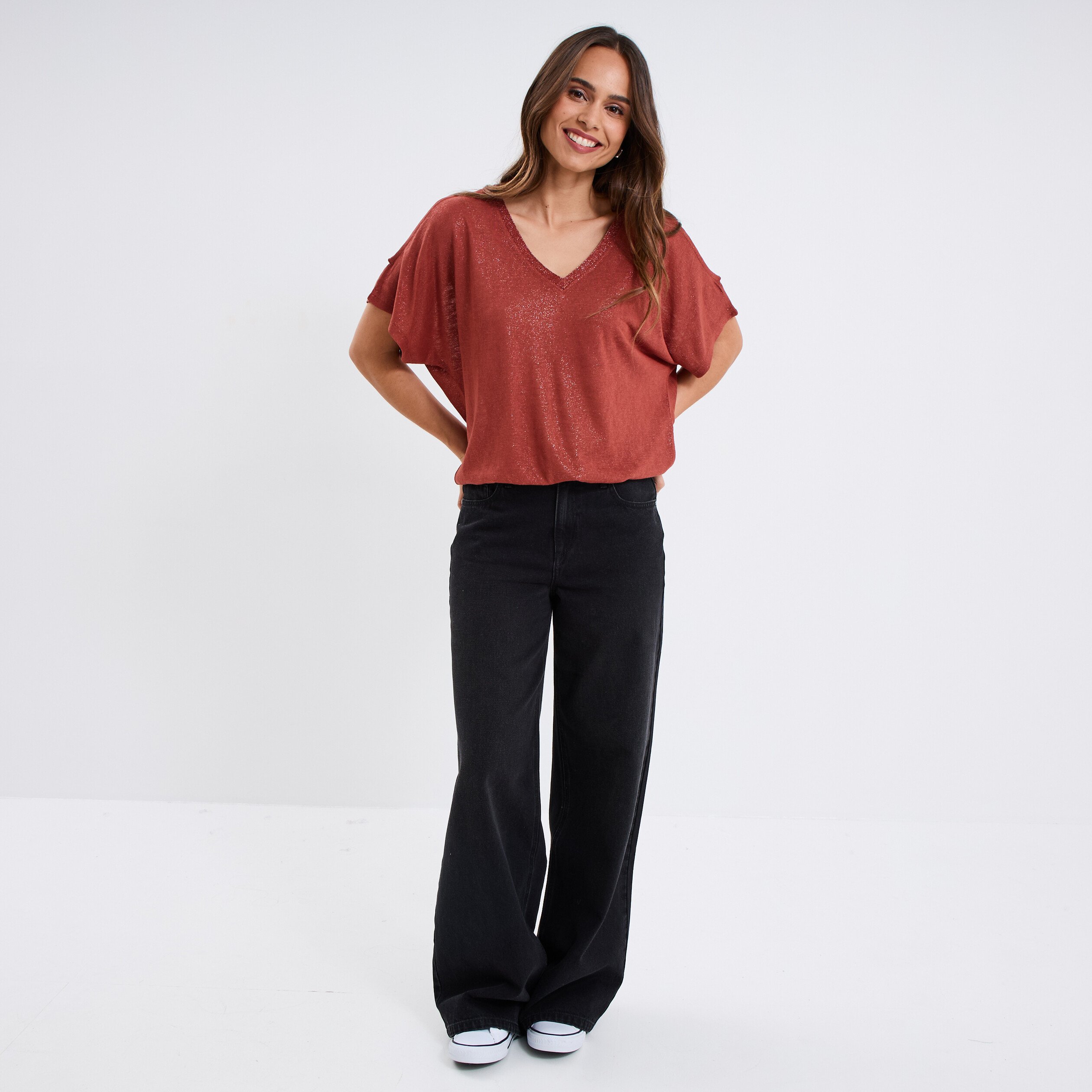 t shirt epaules ouvertes col en v marron cognac femme T-shirt épaules ouvertes col en V marron cognac femme