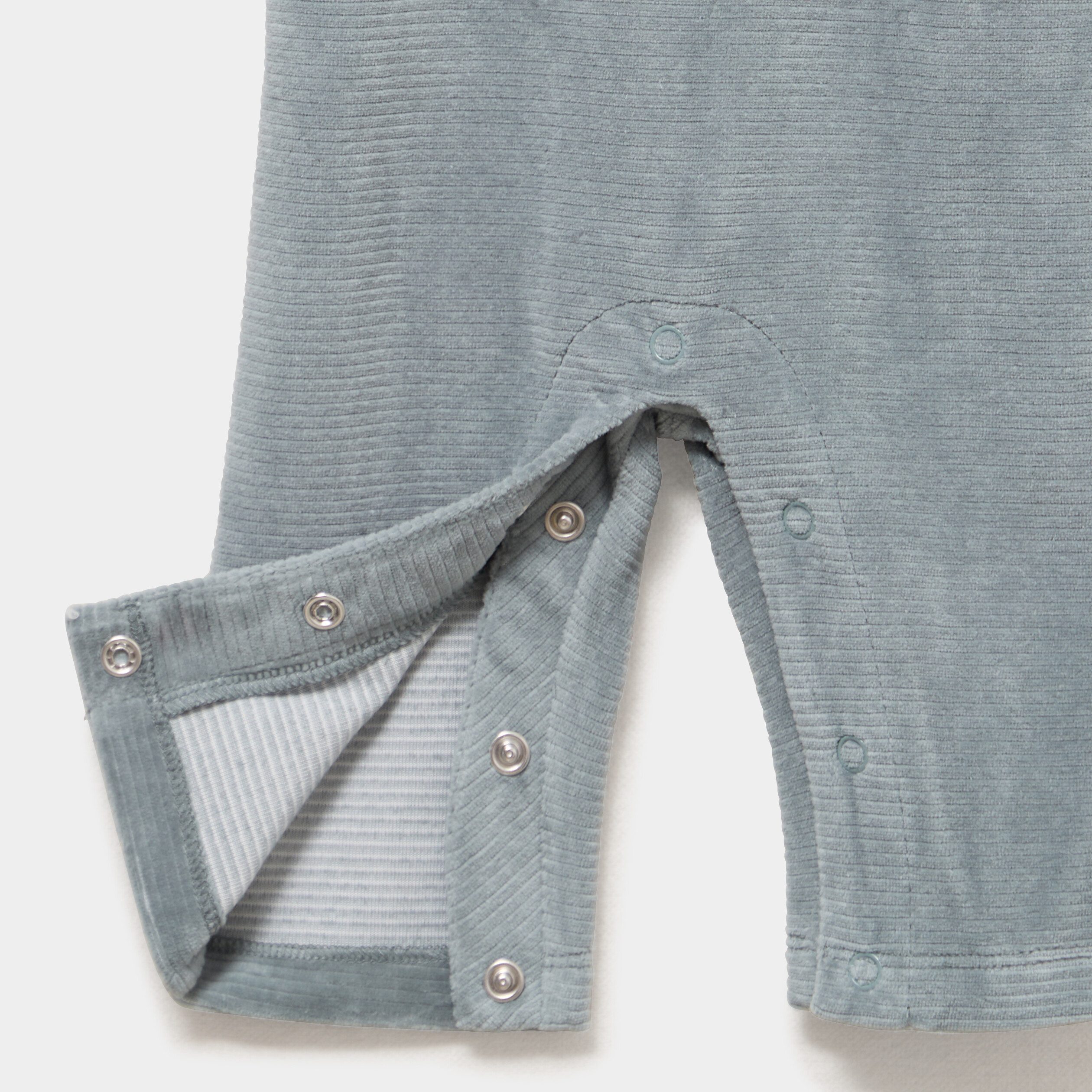 Ensemble t-shirt salopette effet velours vert fonc&eacute; b&eacute;b&eacute;