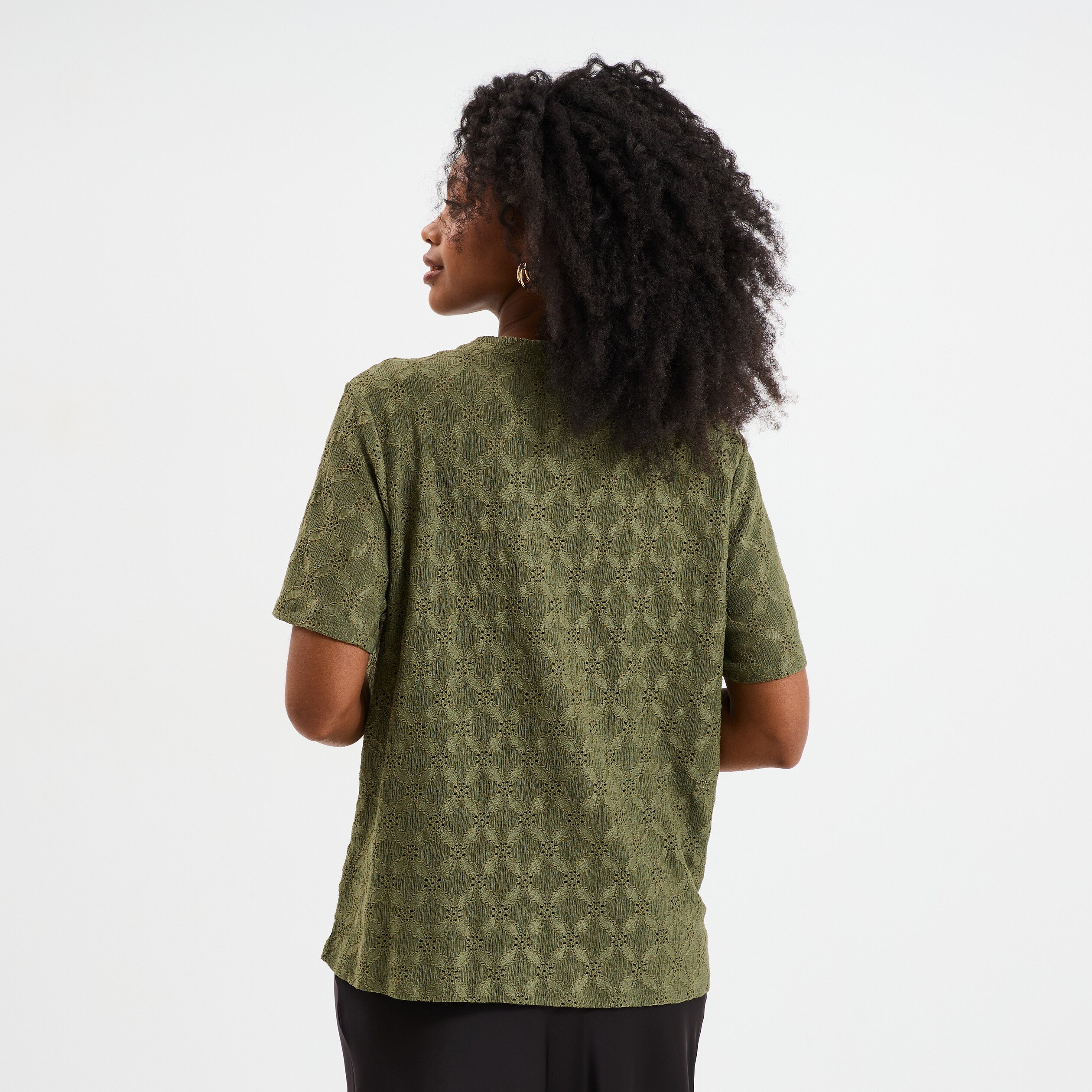 t shirt broderie anglaise col tunisien vert kaki femme T-shirt broderie anglaise col tunisien vert kaki femme