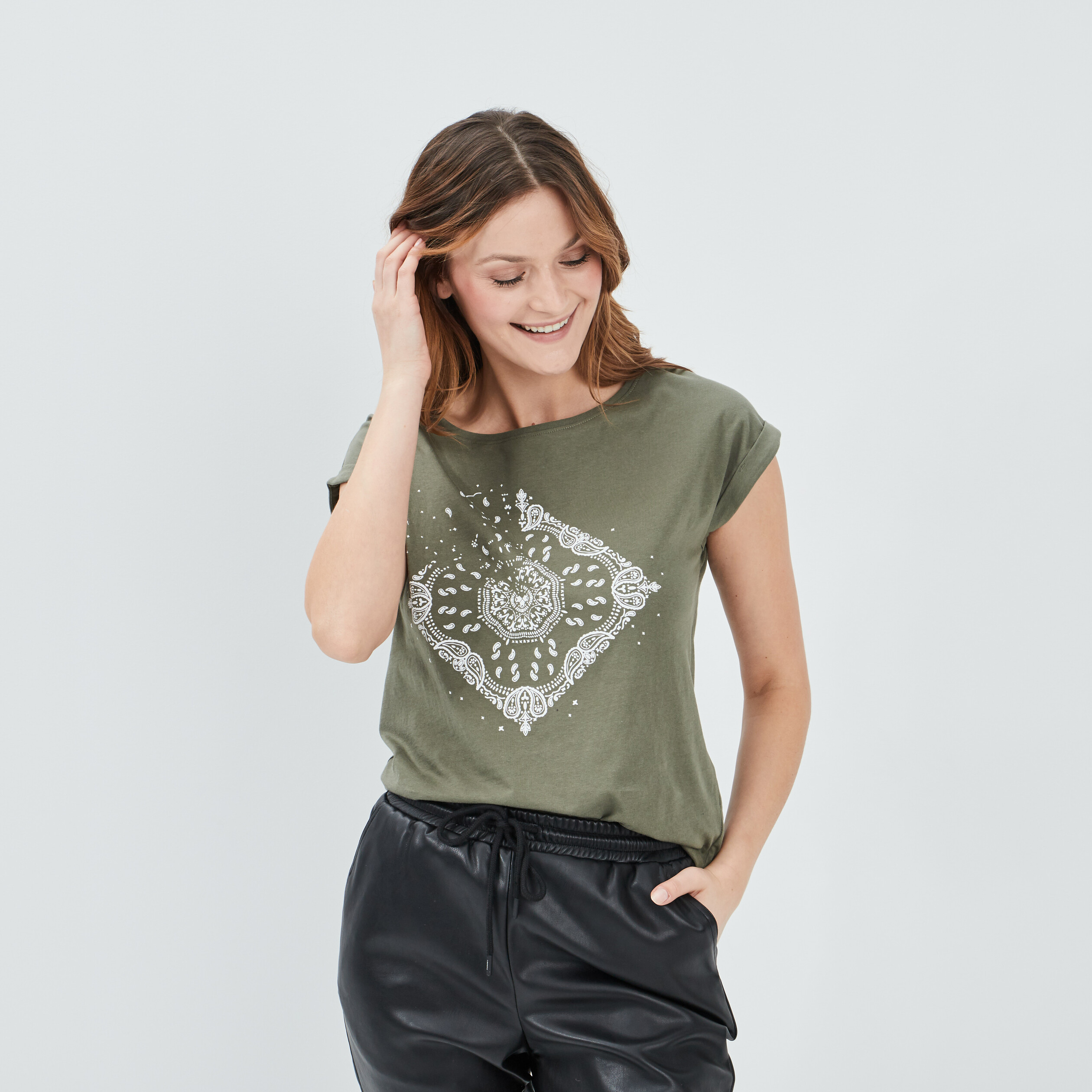 Tee shirt 2025 kaki femme zara