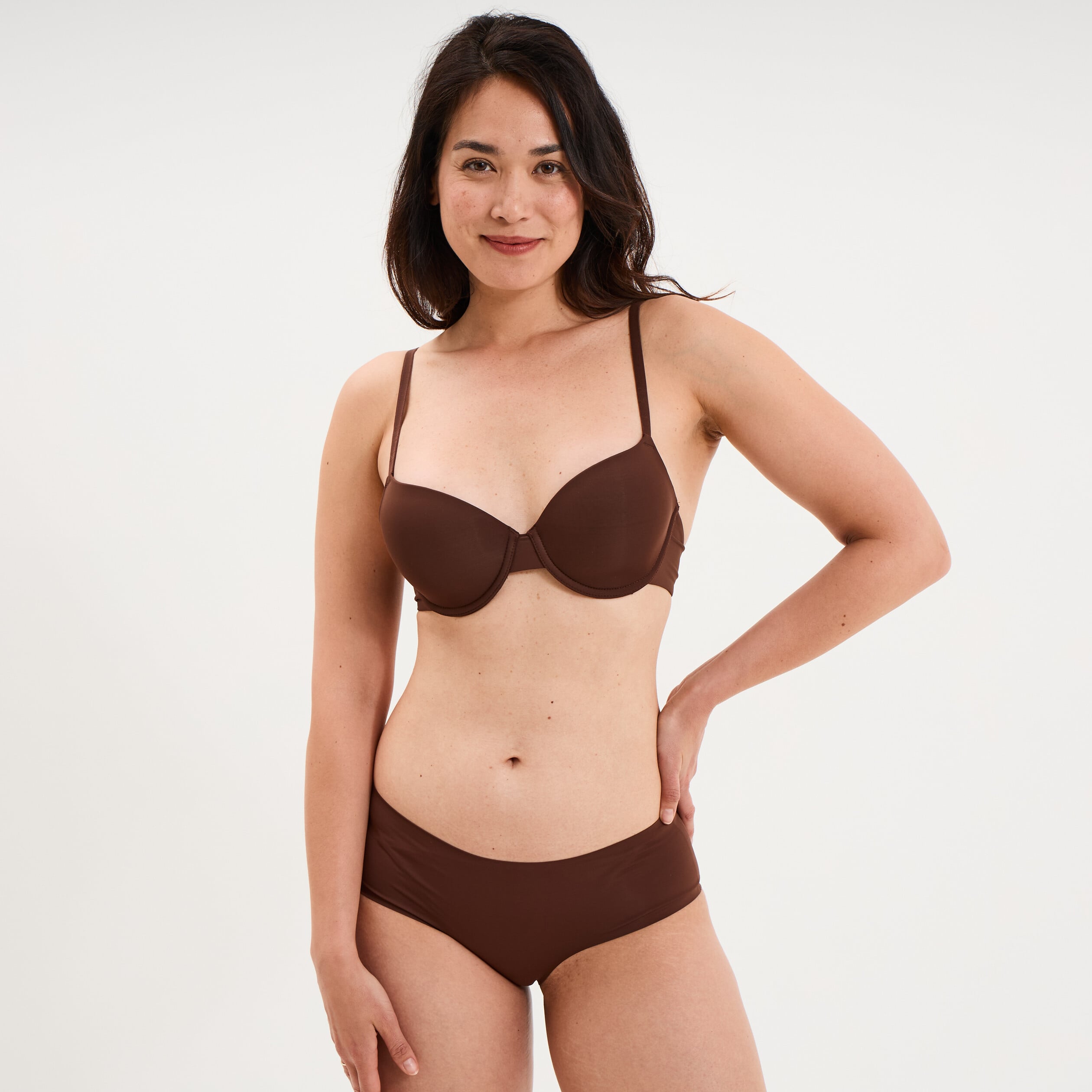 Soutien-gorge corbeille padd&eacute; microfibre marron femme