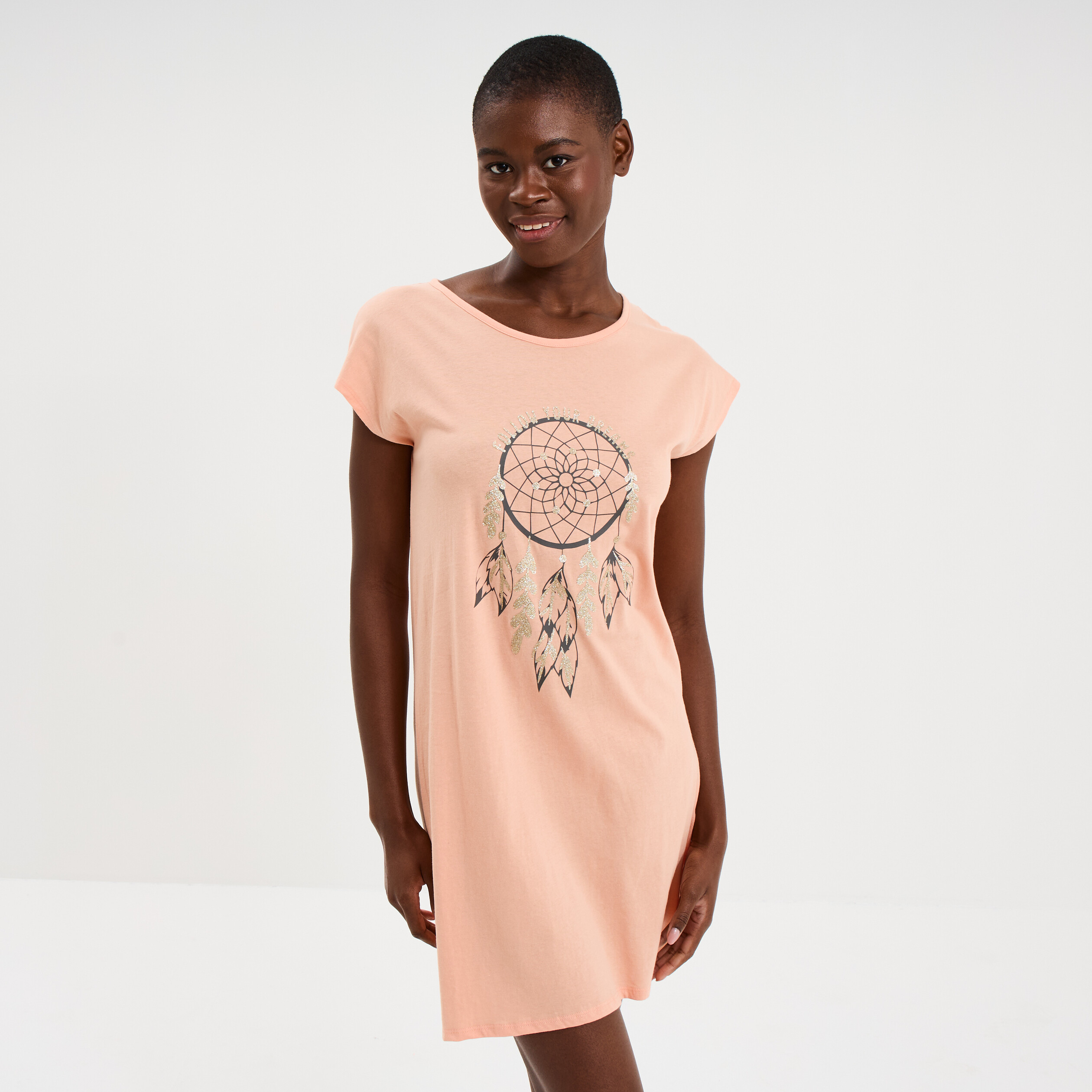 Chemise de nuit courte col rond rose clair femme