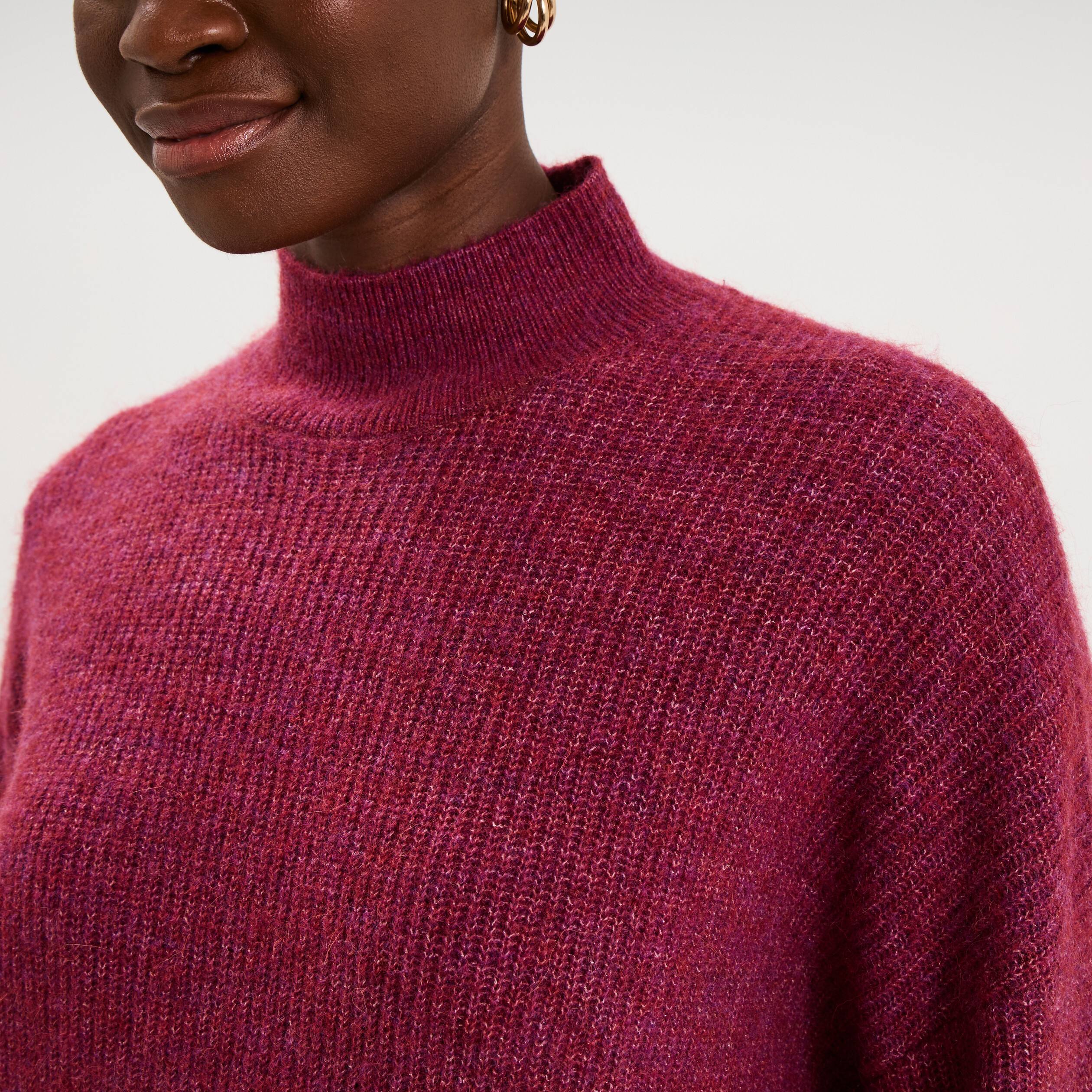 Pull col montant manches longues amples rouge fonc&eacute; femme