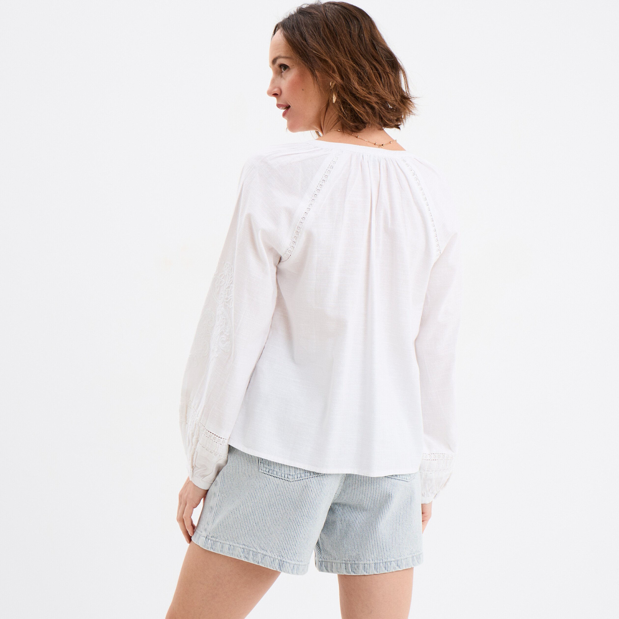 blouse manches ballons brodees blanc femme Blouse manches ballons brodées blanc femme