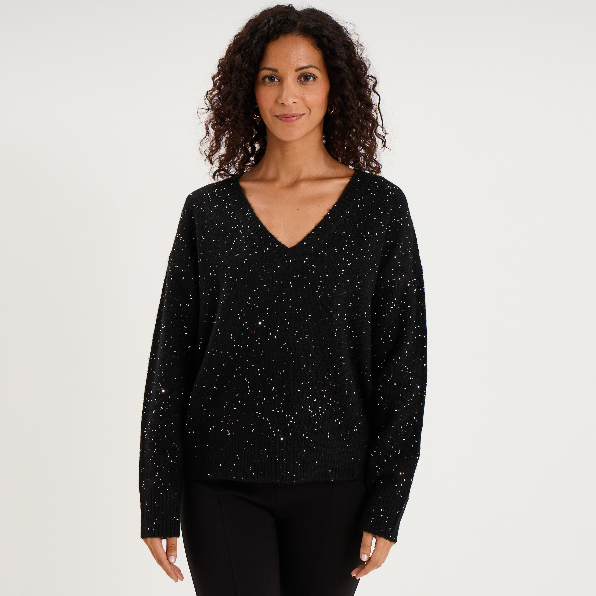 Pull droit &agrave; sequins et col en V noir femme