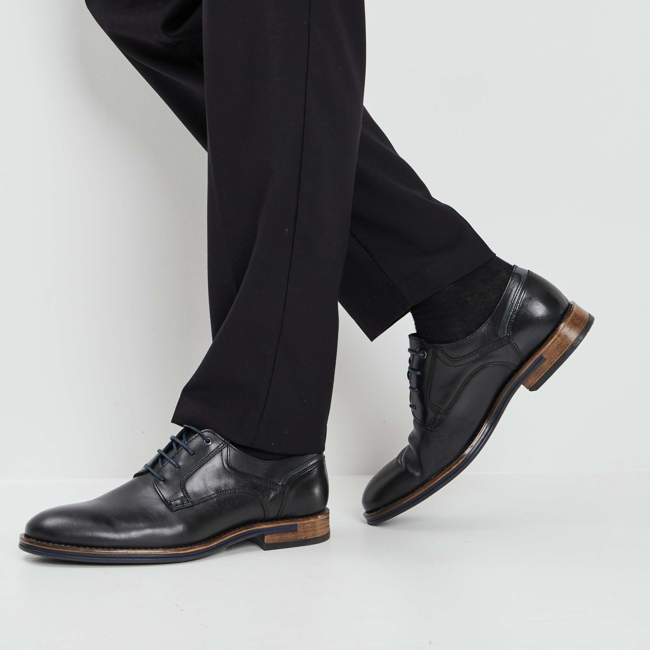 derbies a lacets en cuir noir homme Derbies à lacets en cuir noir homme