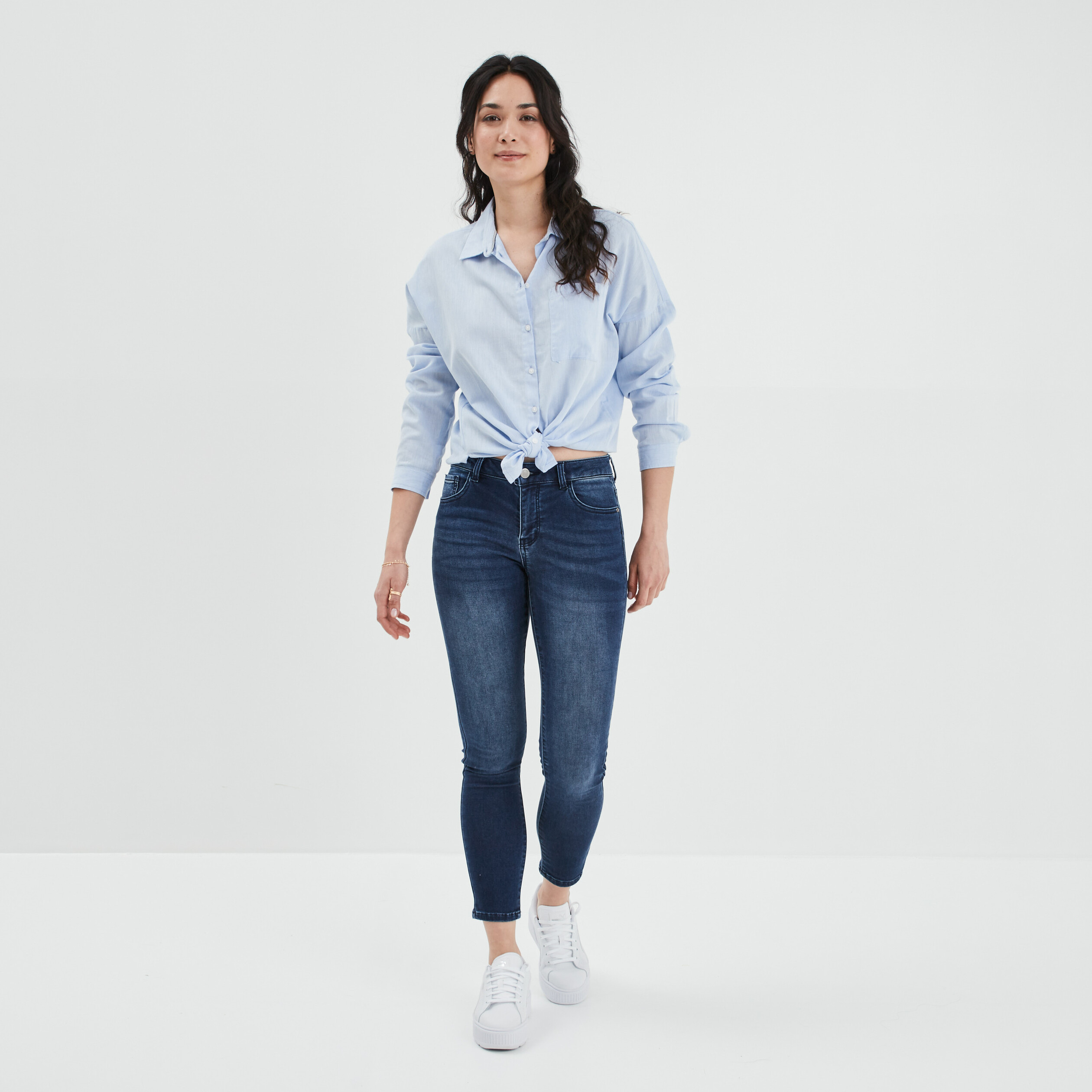 chemise manches longues coupe droite bleu clair femme Chemise manches longues coupe droite bleu clair femme