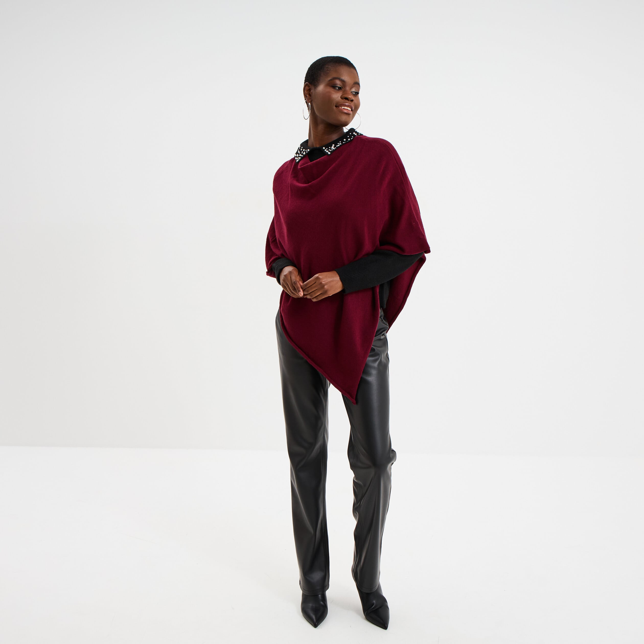 Poncho asym&eacute;trique prune femme