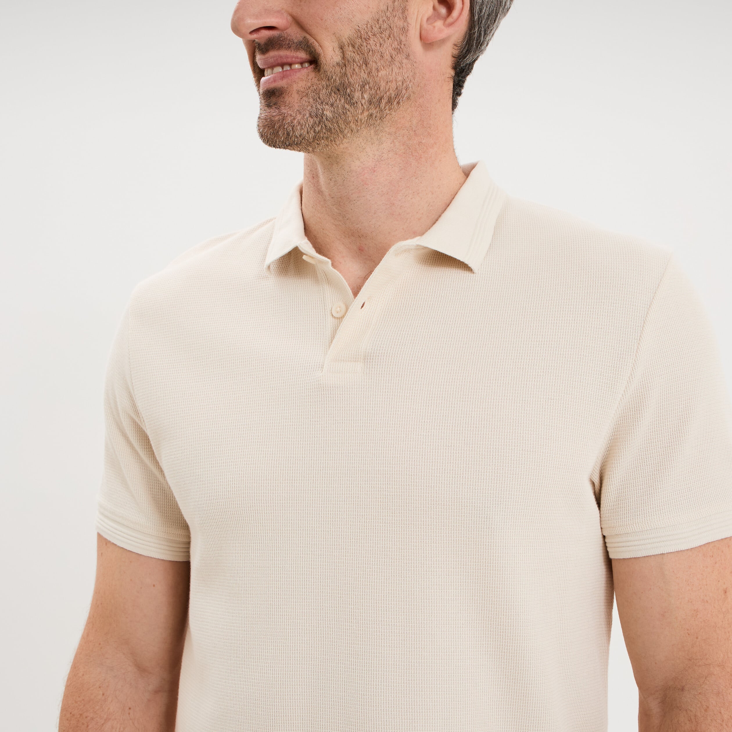 Polo textur&eacute; manches courtes coton ecru homme