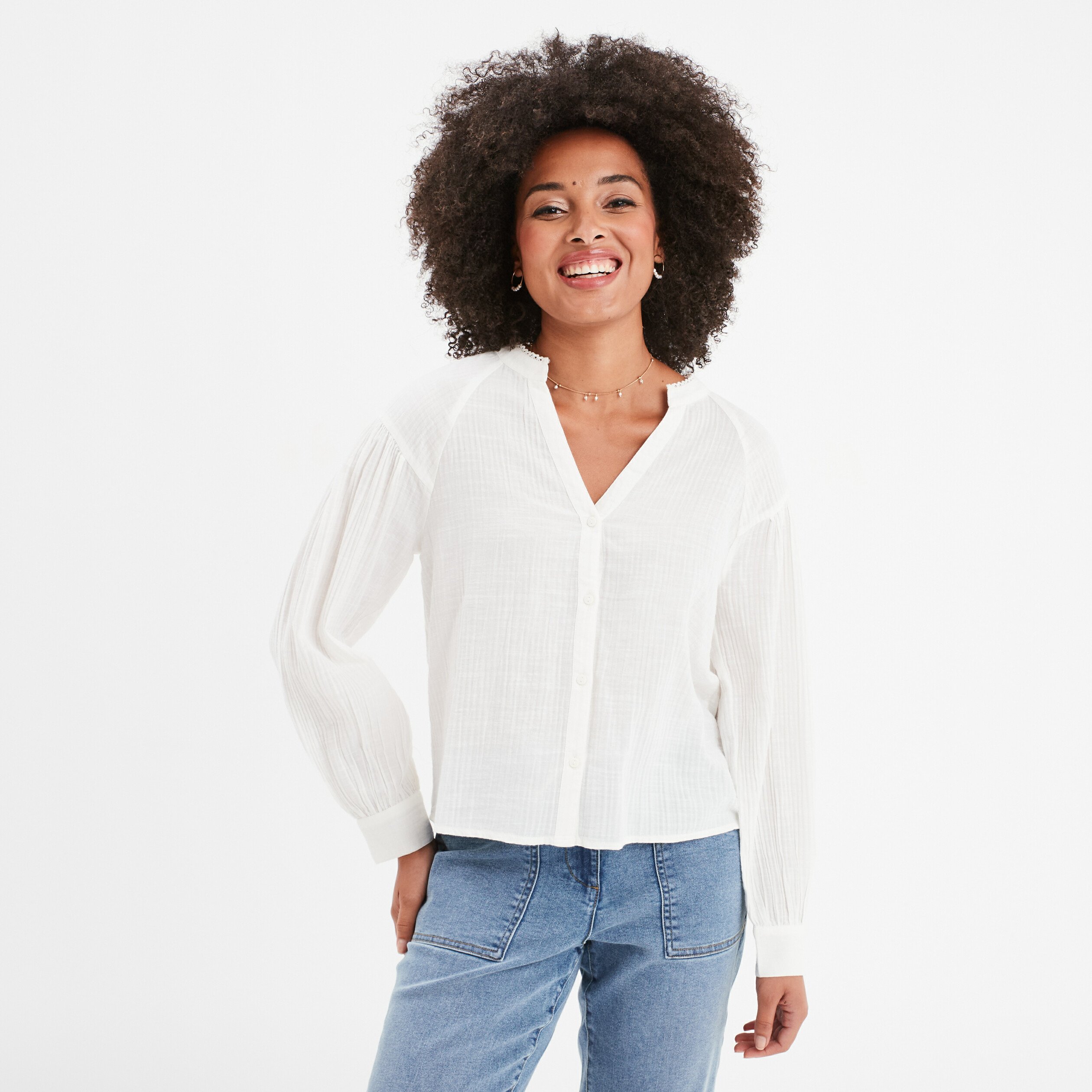 Chemise col en V manches longues coton blanc femme