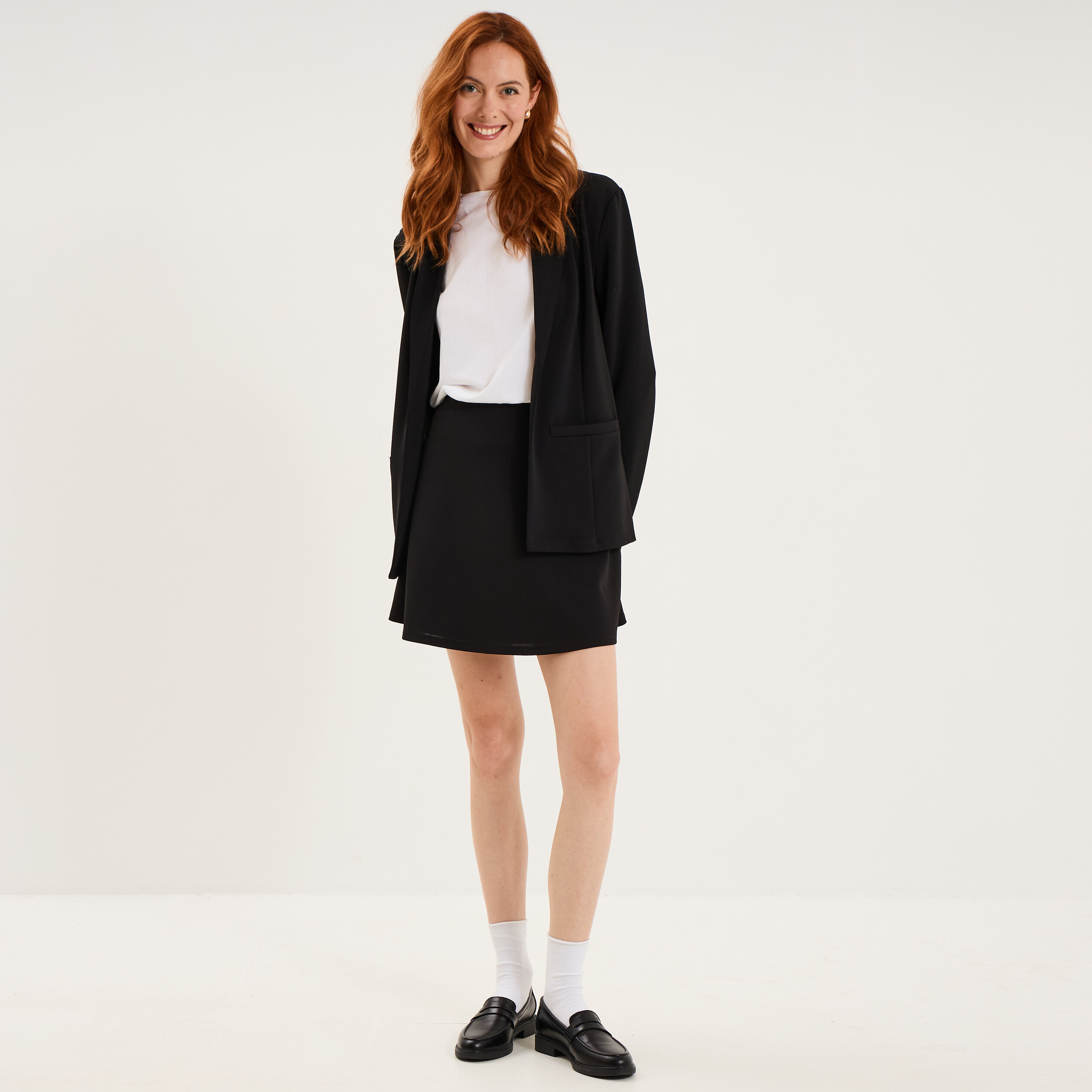 Jupe courte trap&egrave;ze taille &eacute;lastiqu&eacute;e noir femme
