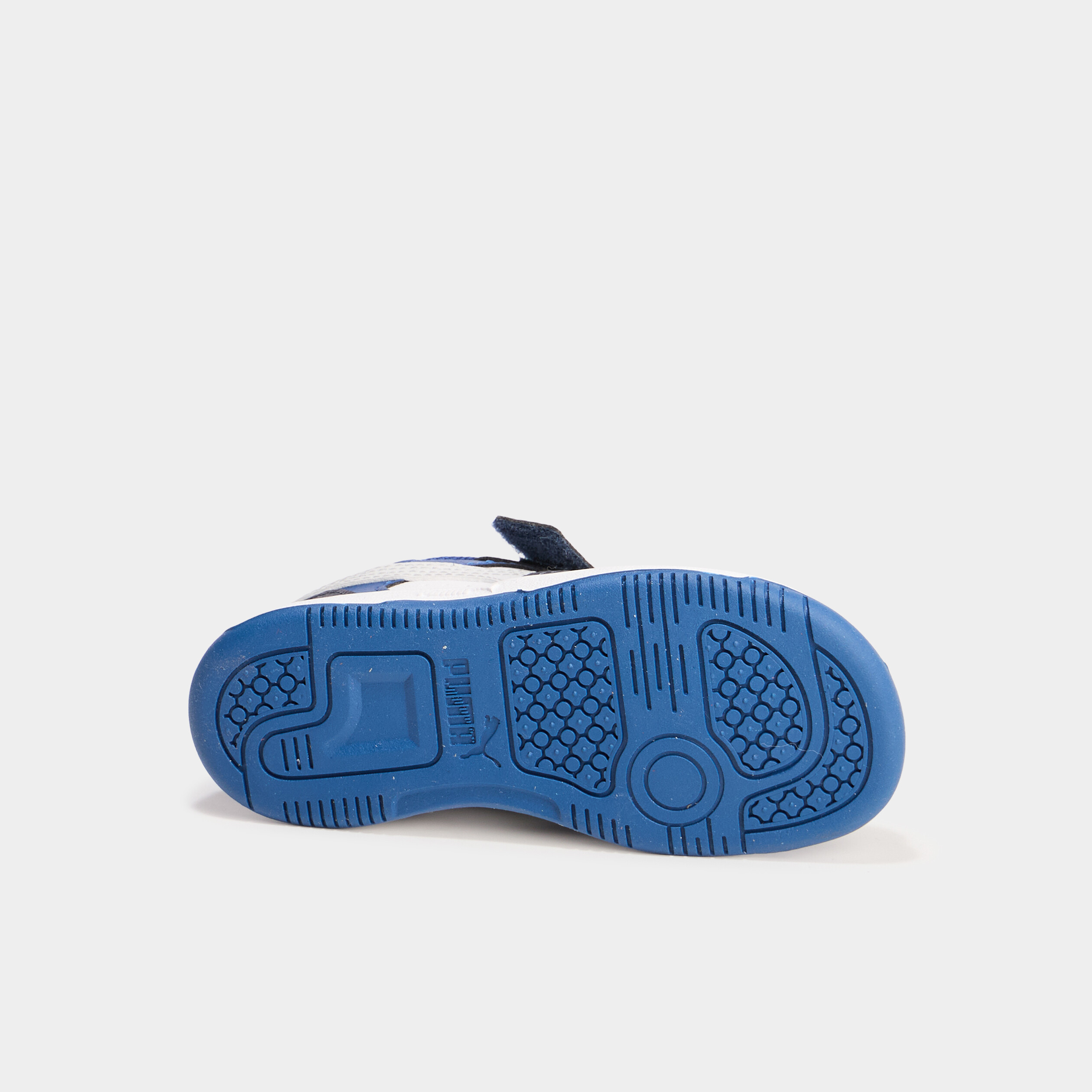 Tennis basses Puma Rebound V6 bleu fonc&eacute; gar&ccedil;on