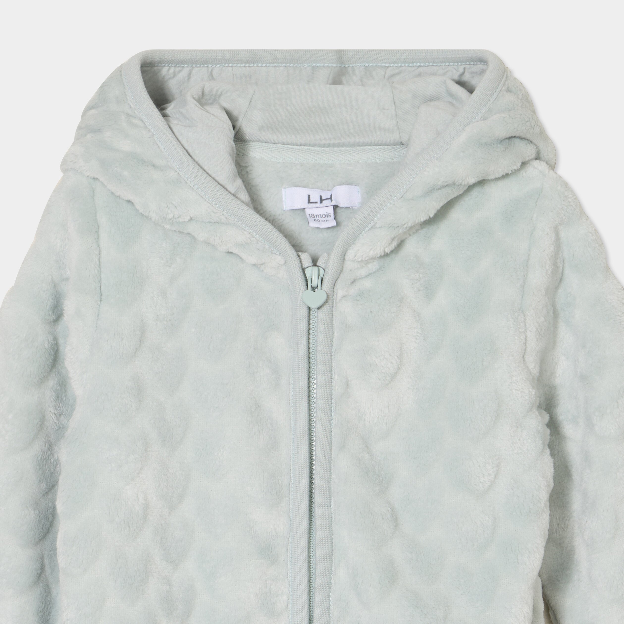 gilet aspect velours a capuche vert pastel bebef Gilet aspect velours à capuche vert pastel bébé fille