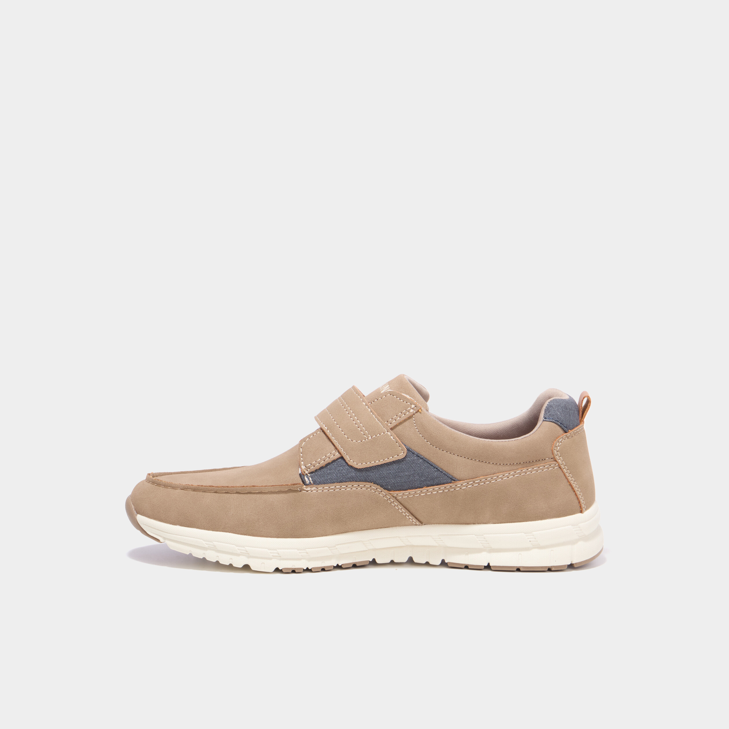 Chaussures bateau &agrave; scratchs sable homme