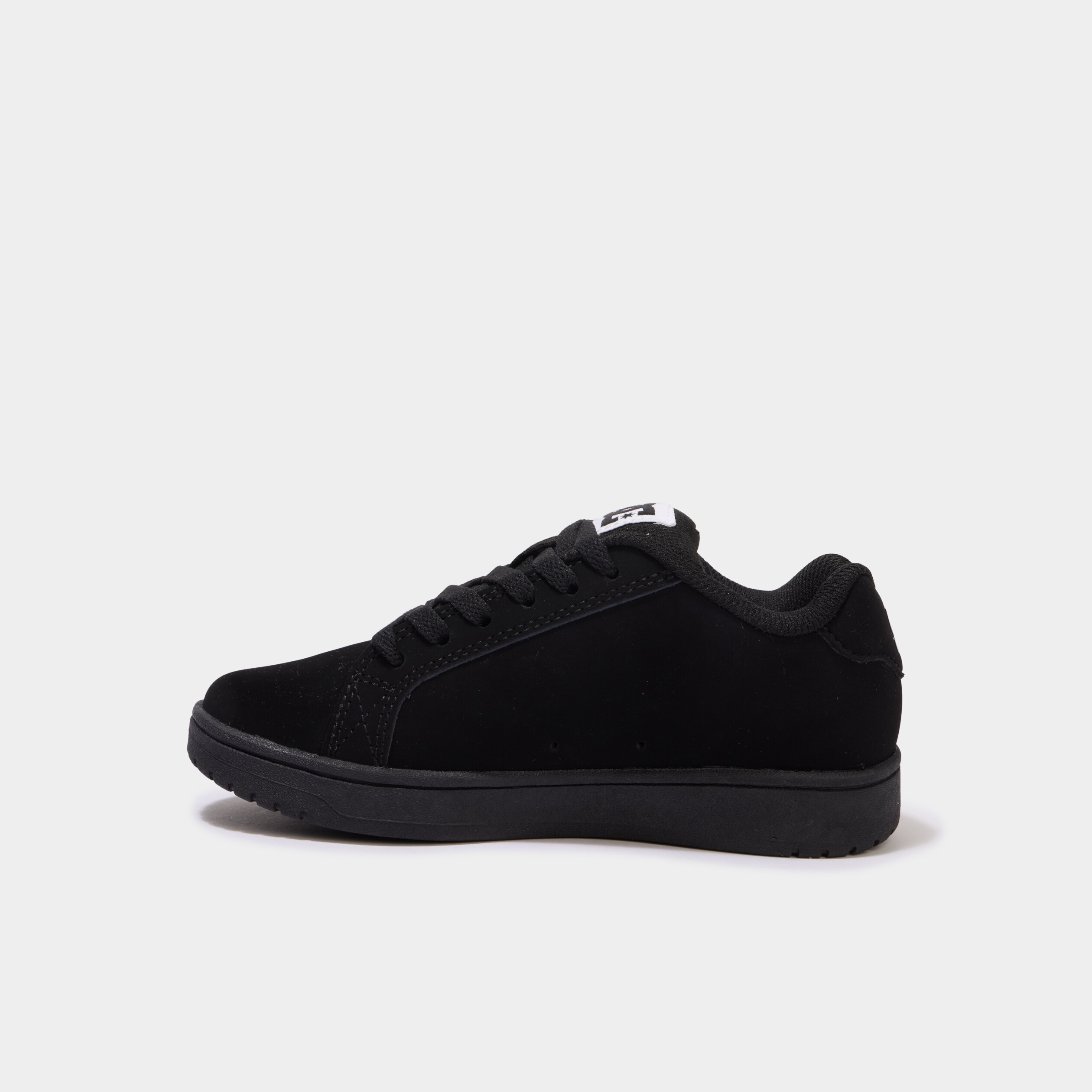 Tennis basses &agrave; lacets en cuir noir gar&ccedil;on