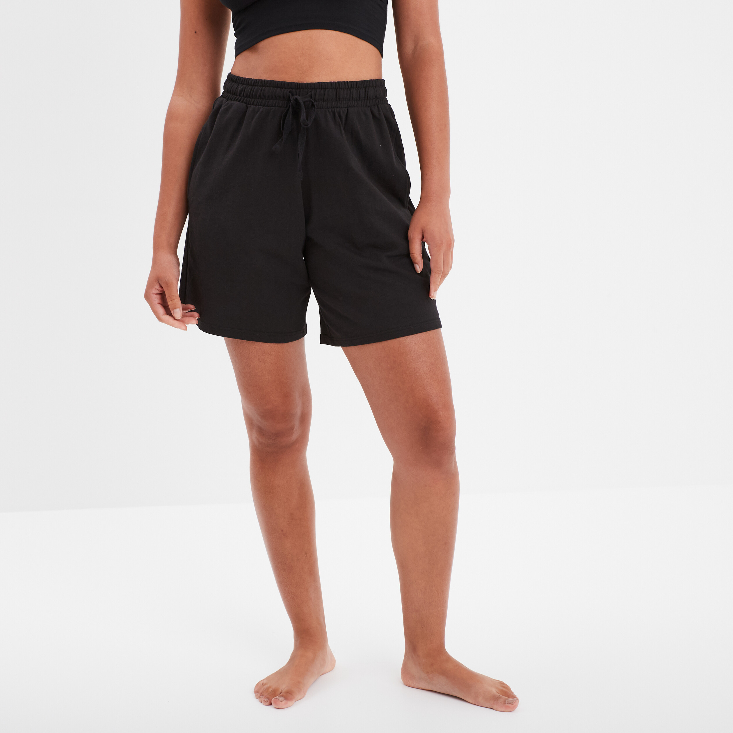 bas de pyjama short taille elastiquee noir femme Bas de pyjama short taille élastiquée noir femme
