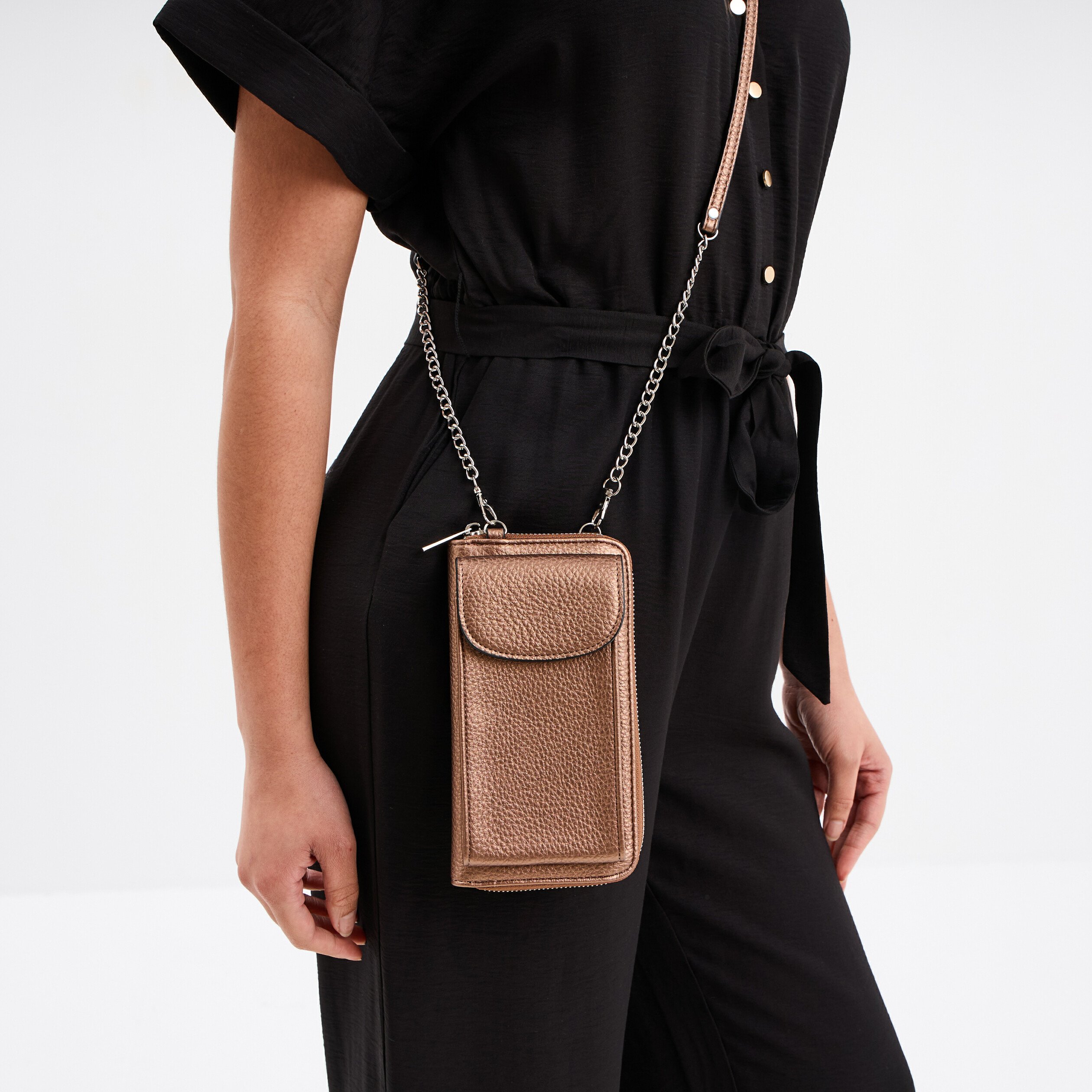 sac pochette a bandouliere couleur bronze femme Sac pochette à bandoulière couleur bronze femme