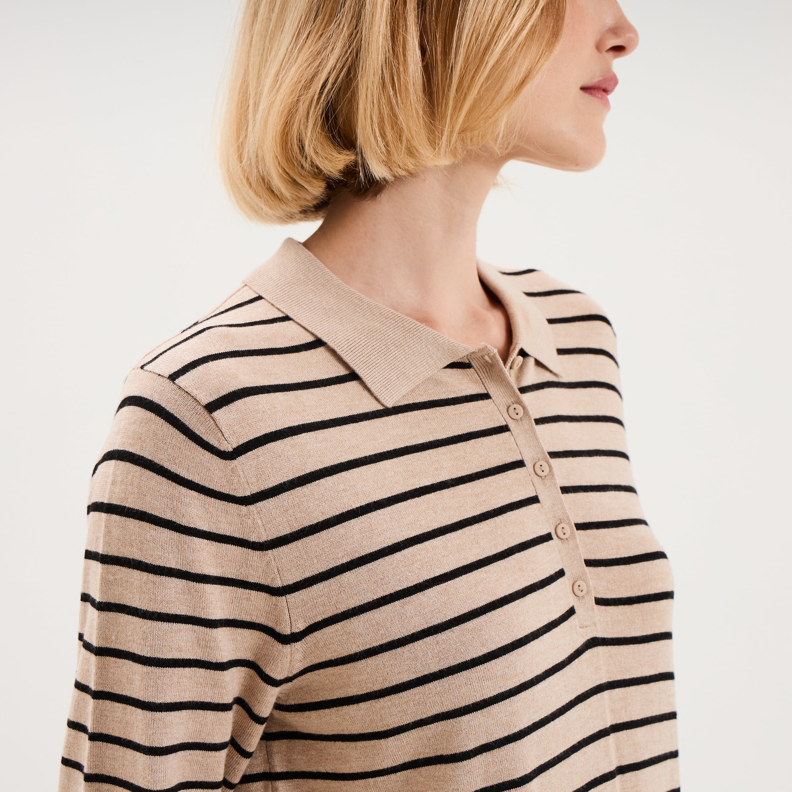 Pull col polo manches courtes beige clair femme