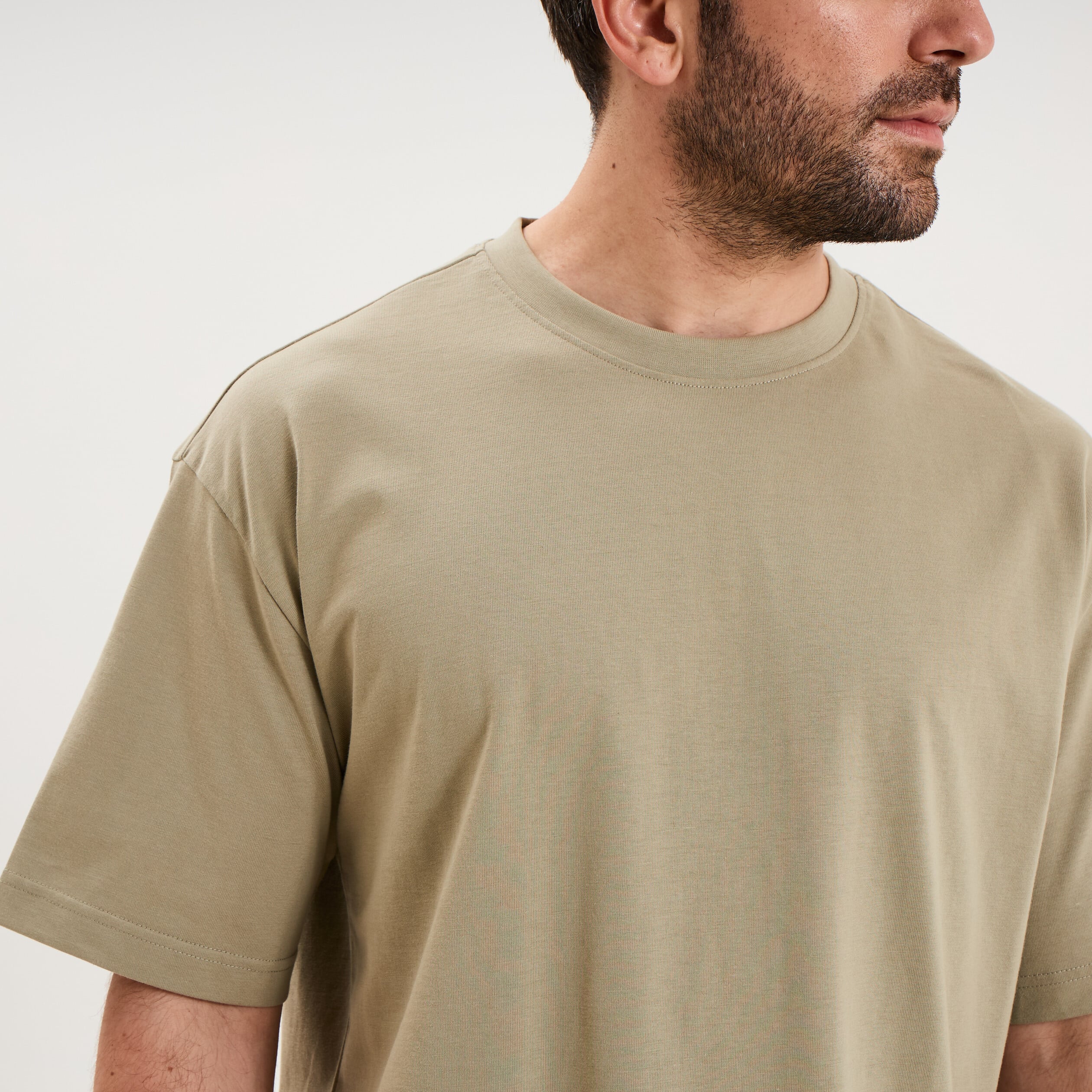 T-shirt col rond coupe relax coton &eacute;pais vert kaki homme