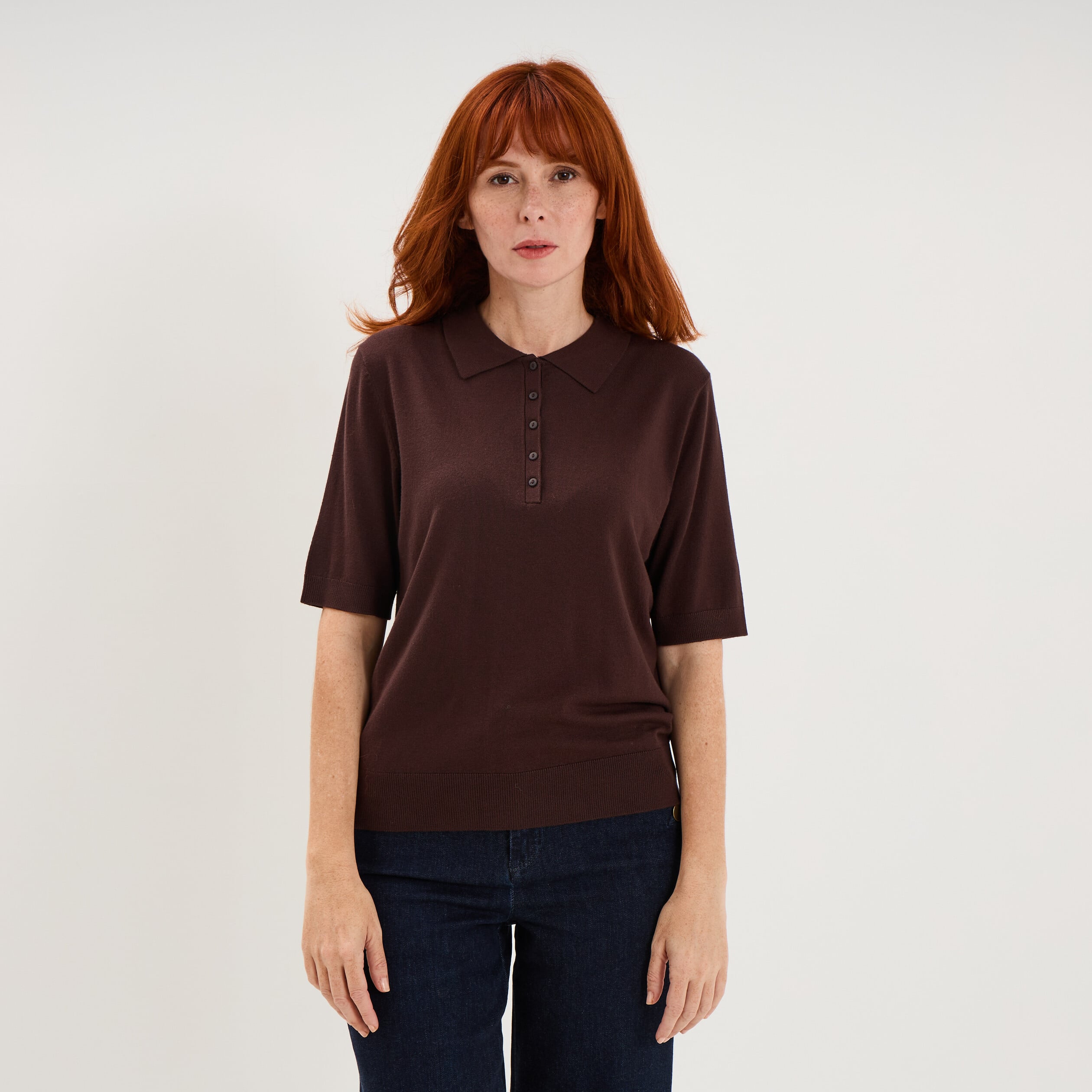 Pull col polo manches courtes marron fonc&eacute; femme