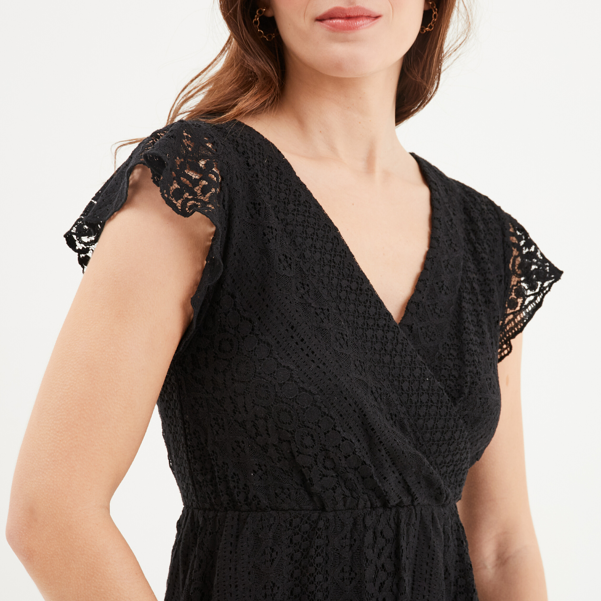 Robe longueur genou dentelle &eacute;vas&eacute;e noir femme