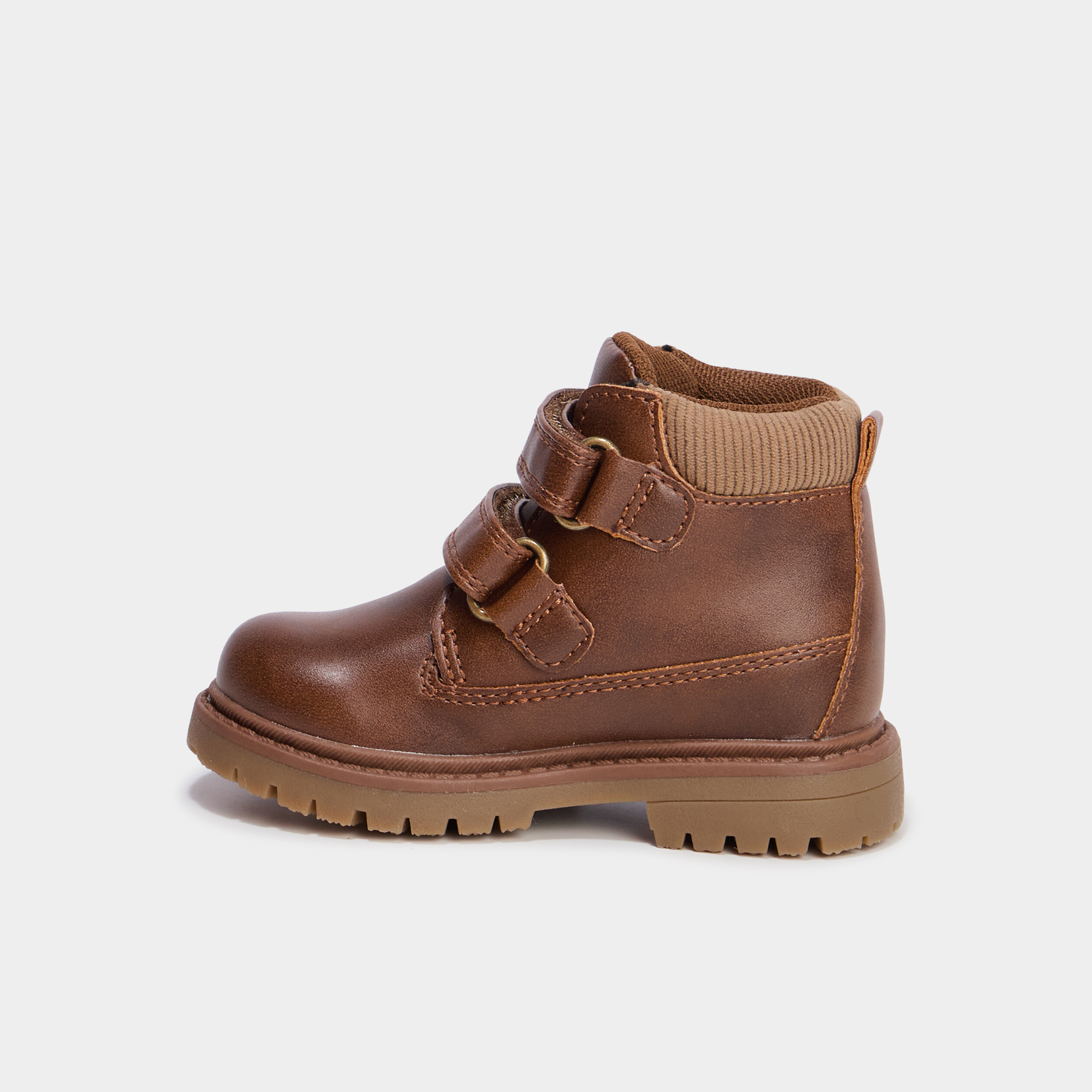 Boots &agrave; scratchs marron b&eacute;b&eacute; gar&ccedil;on
