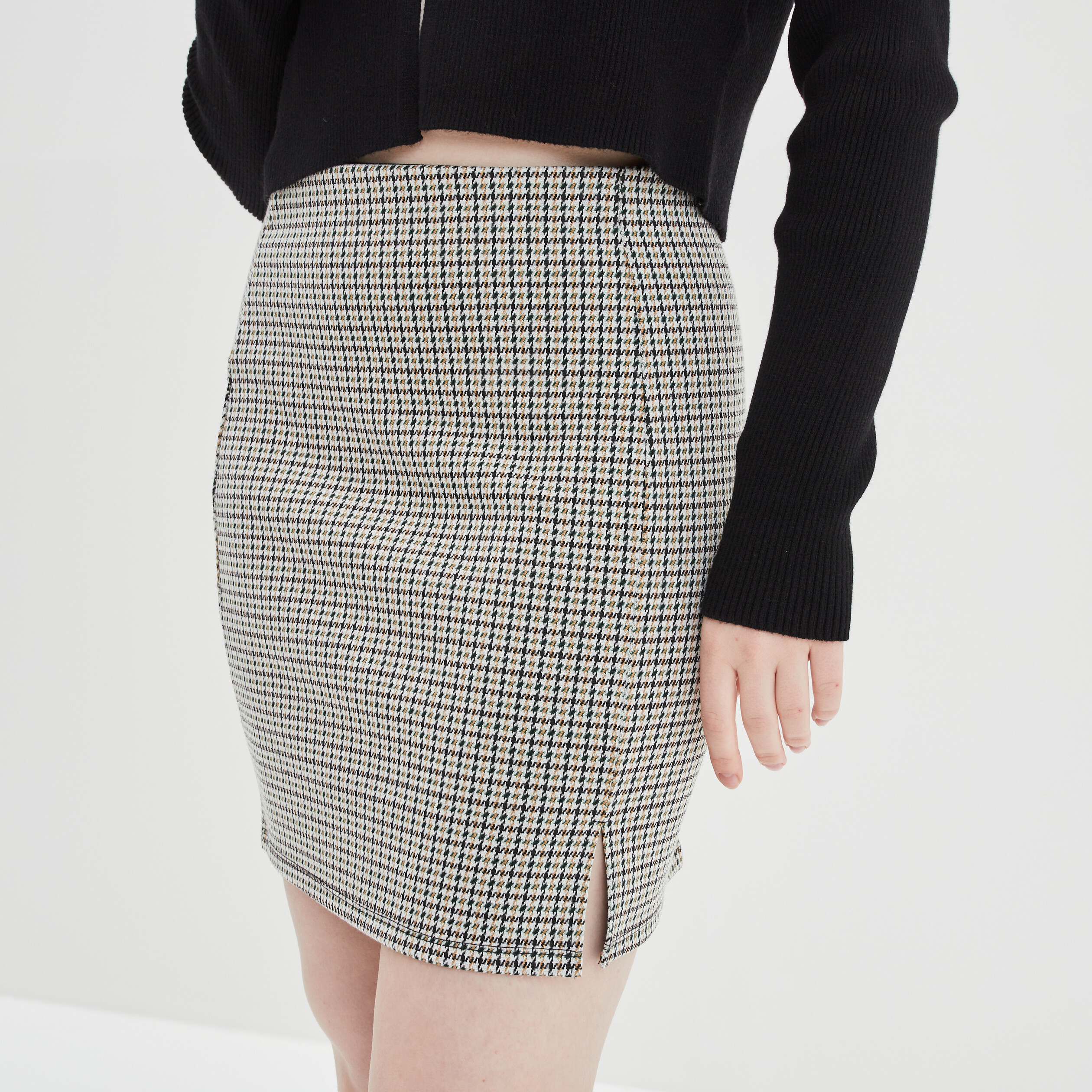 Jupe courte droite avec fente beige femme