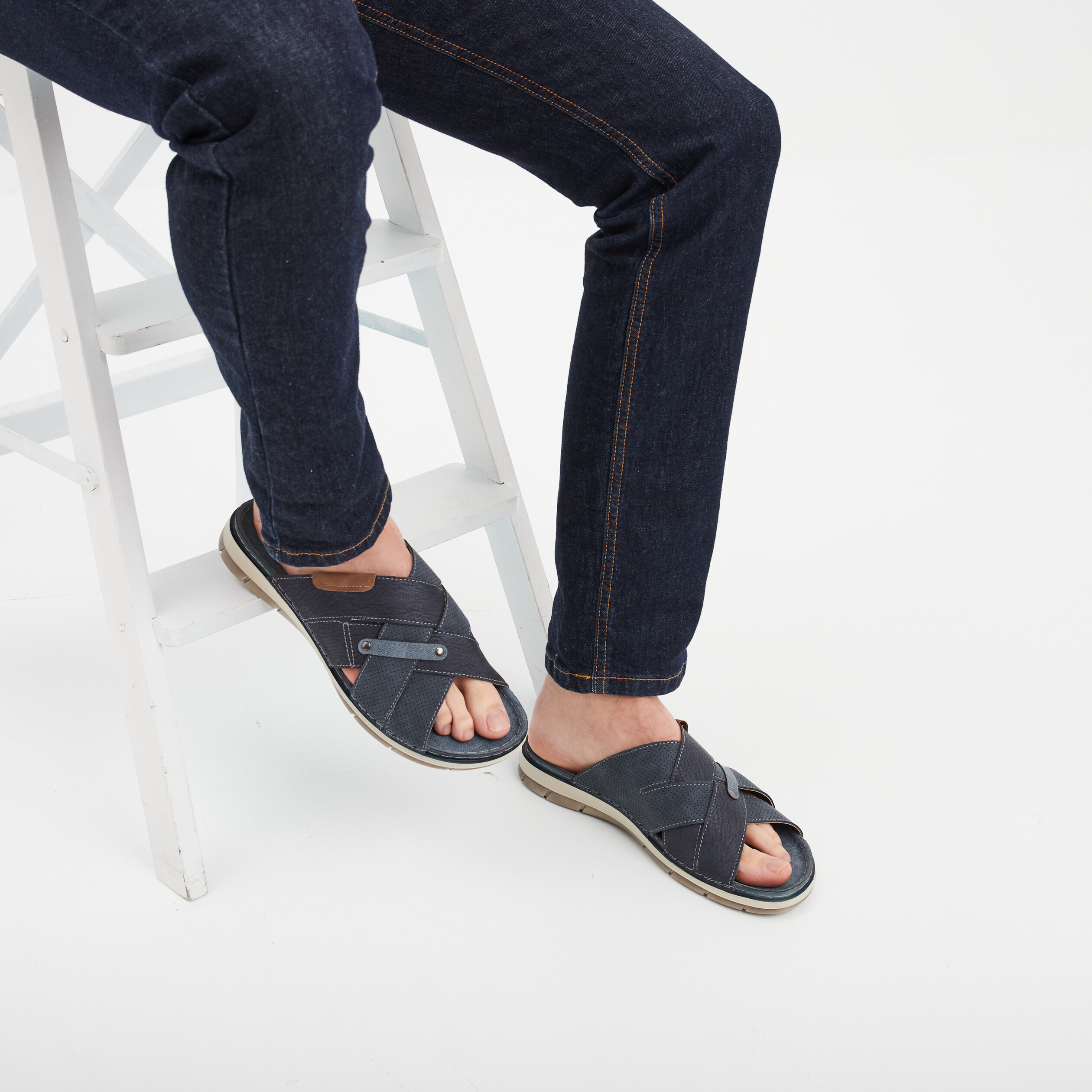 Mules brides croisées bleu homme