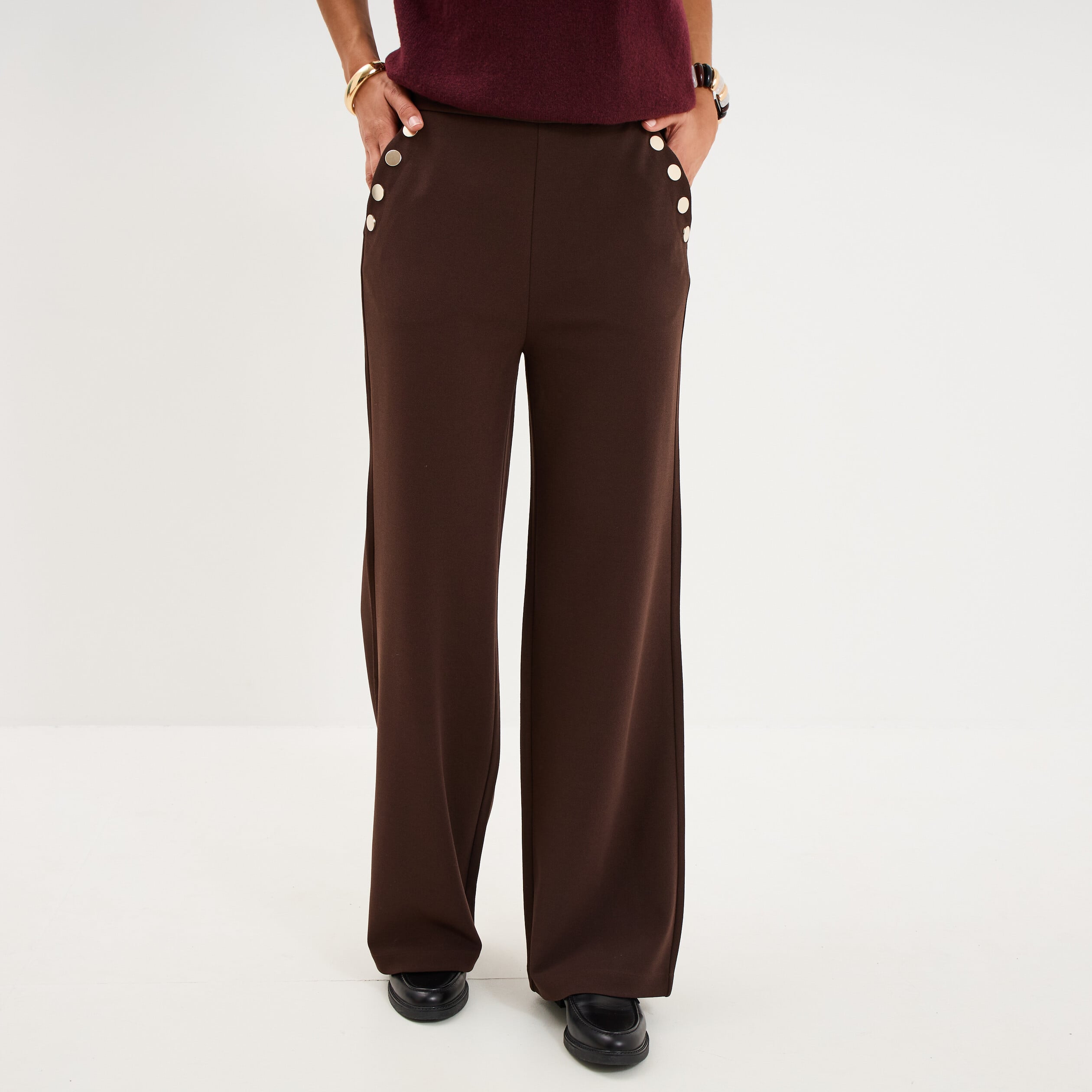 Pantalon &agrave; ponts flare effet cr&ecirc;pe marron fonc&eacute; femme