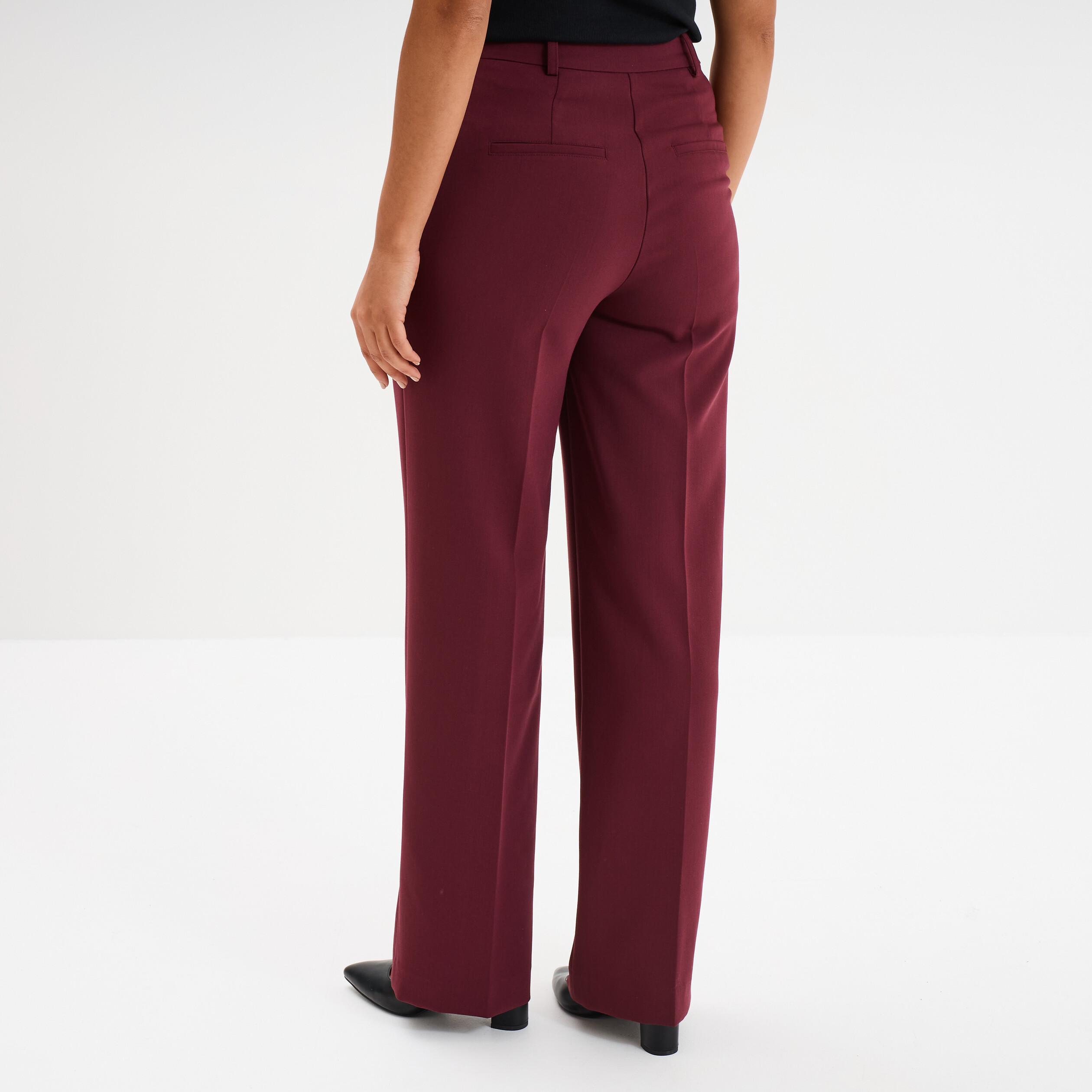 pantalon droit avec pinces violet fonce femme Pantalon droit avec pinces violet foncé femme