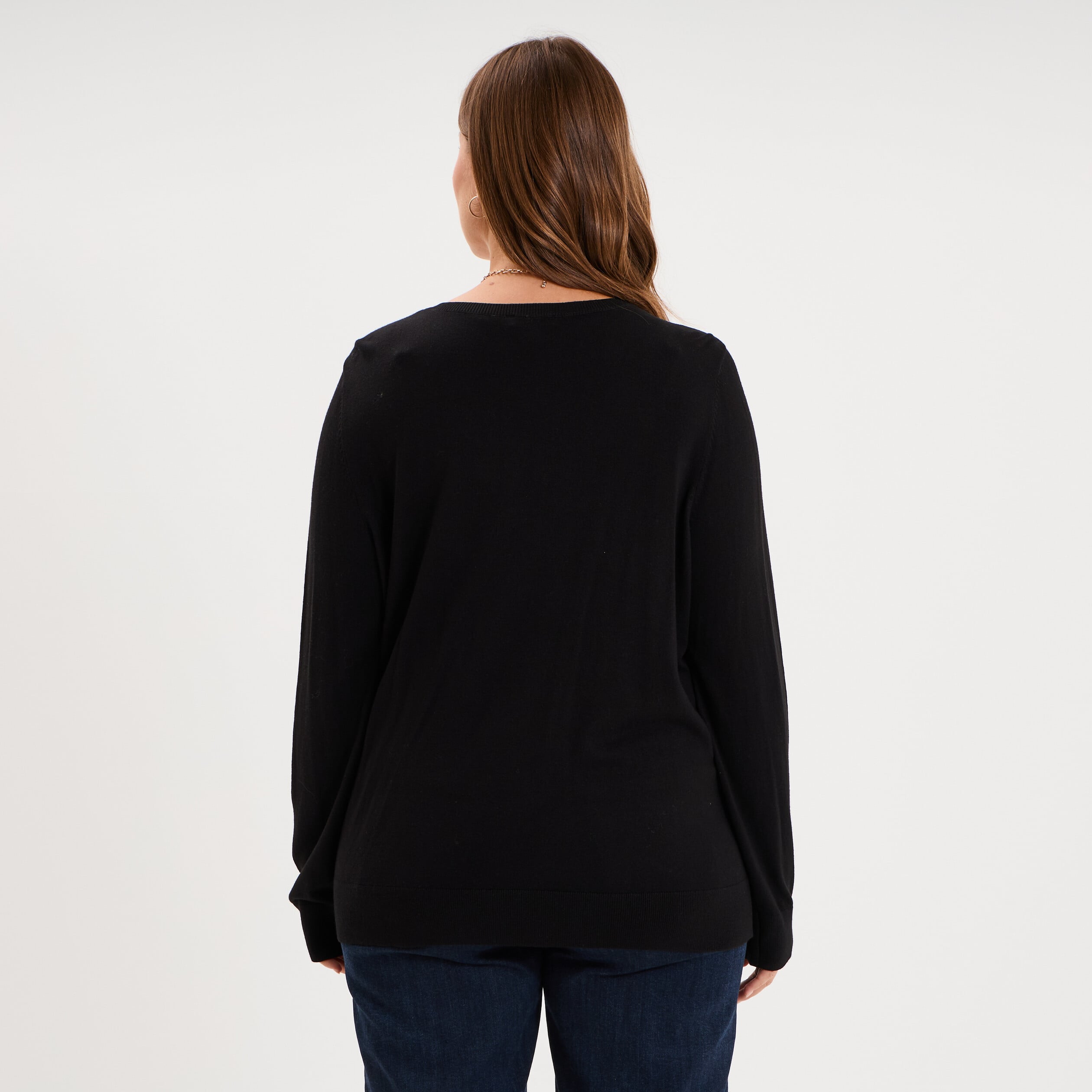 Pull fin col en V manches longues noir femme grande taille